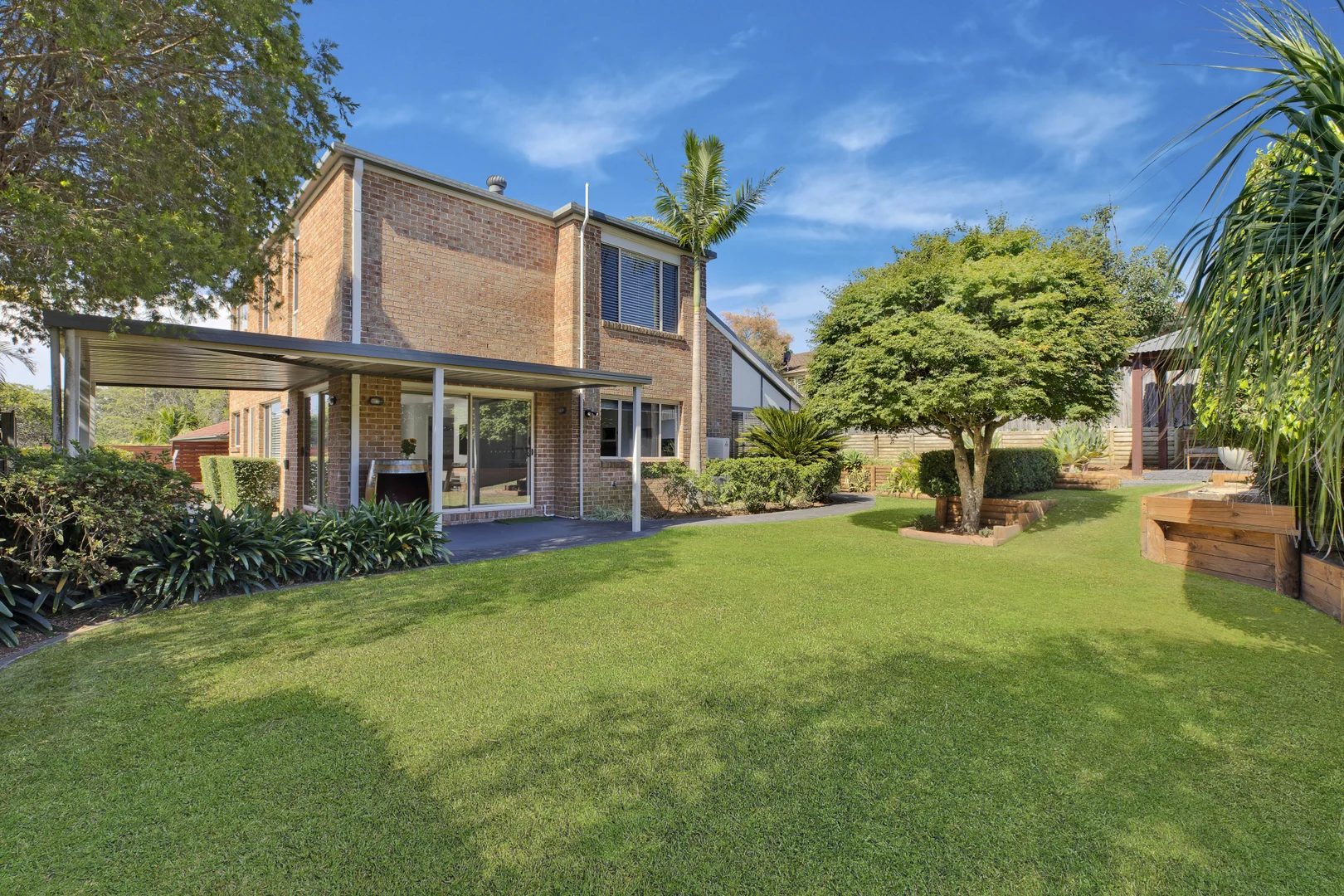 12 Cheltenham Close (1/14)