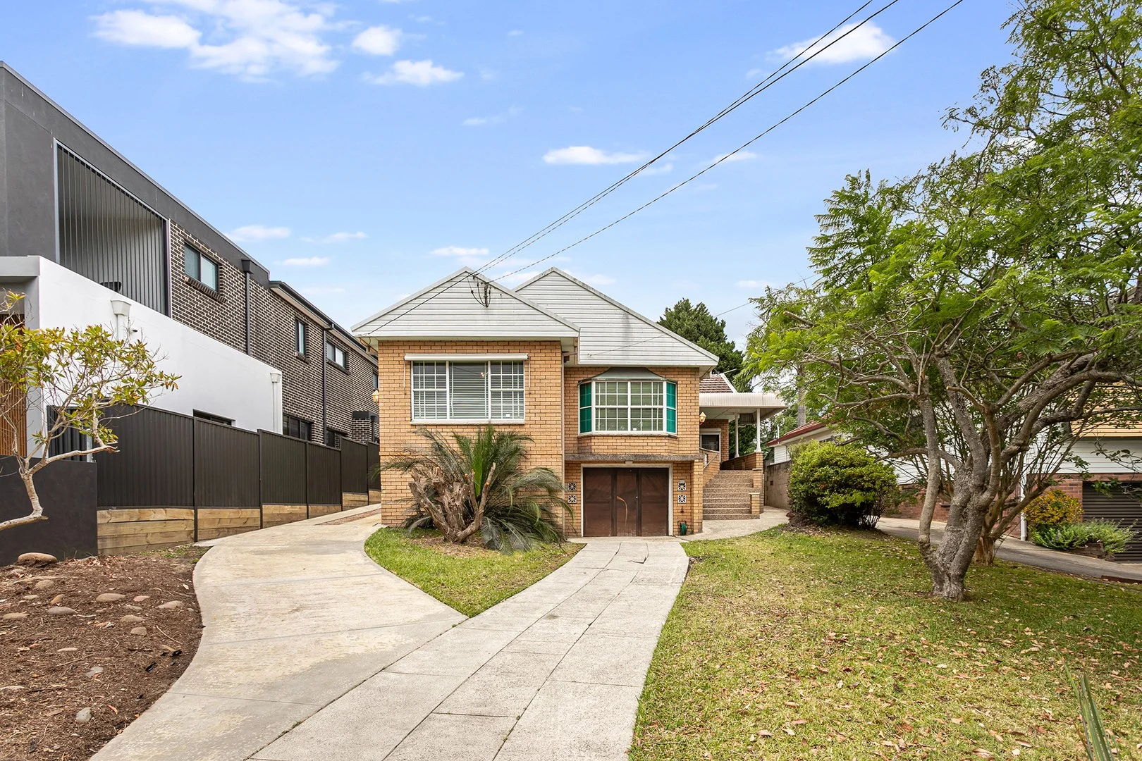 12 Elwin Street (1/16)