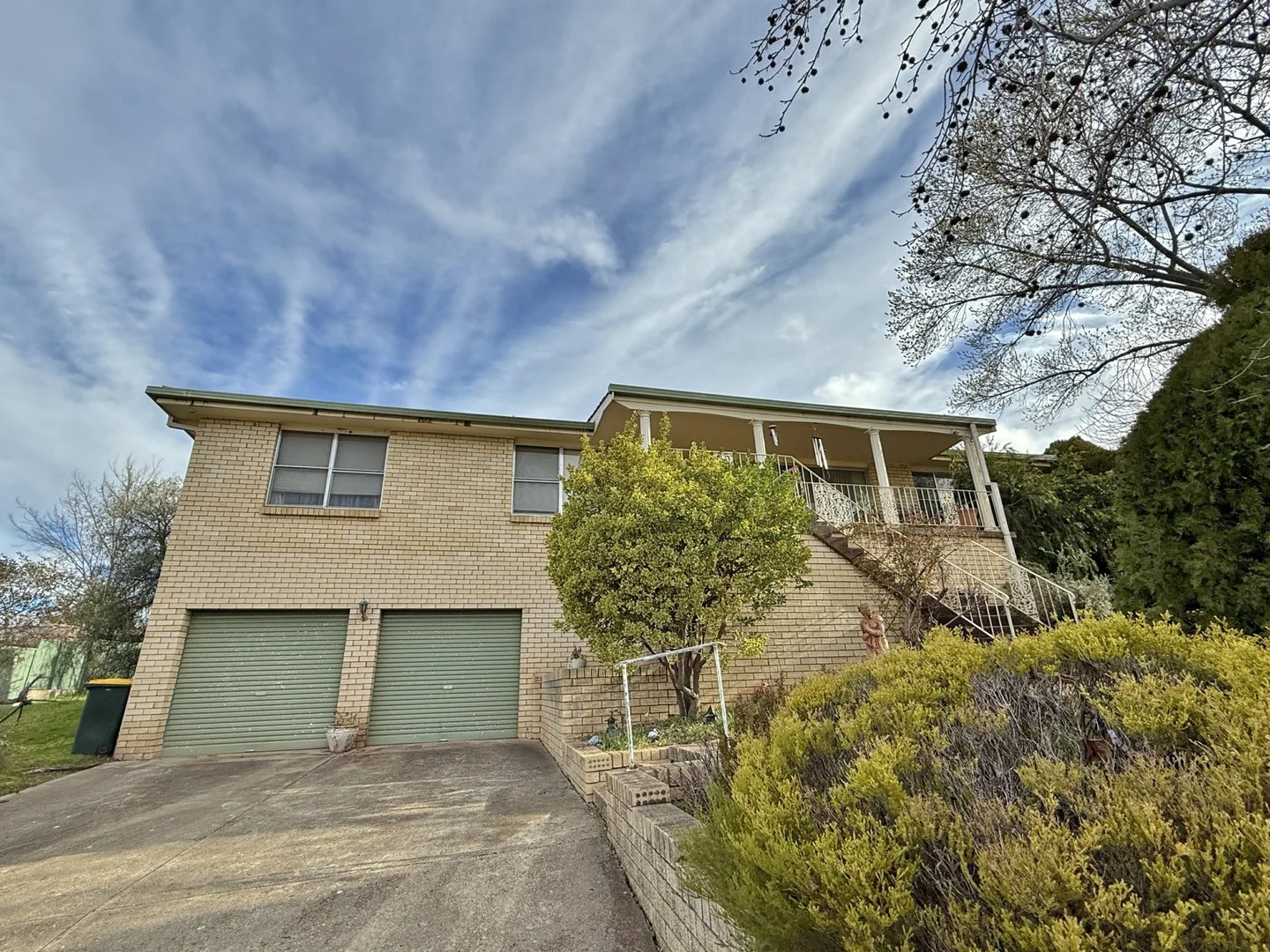 12 Lawrence Street (1/21)