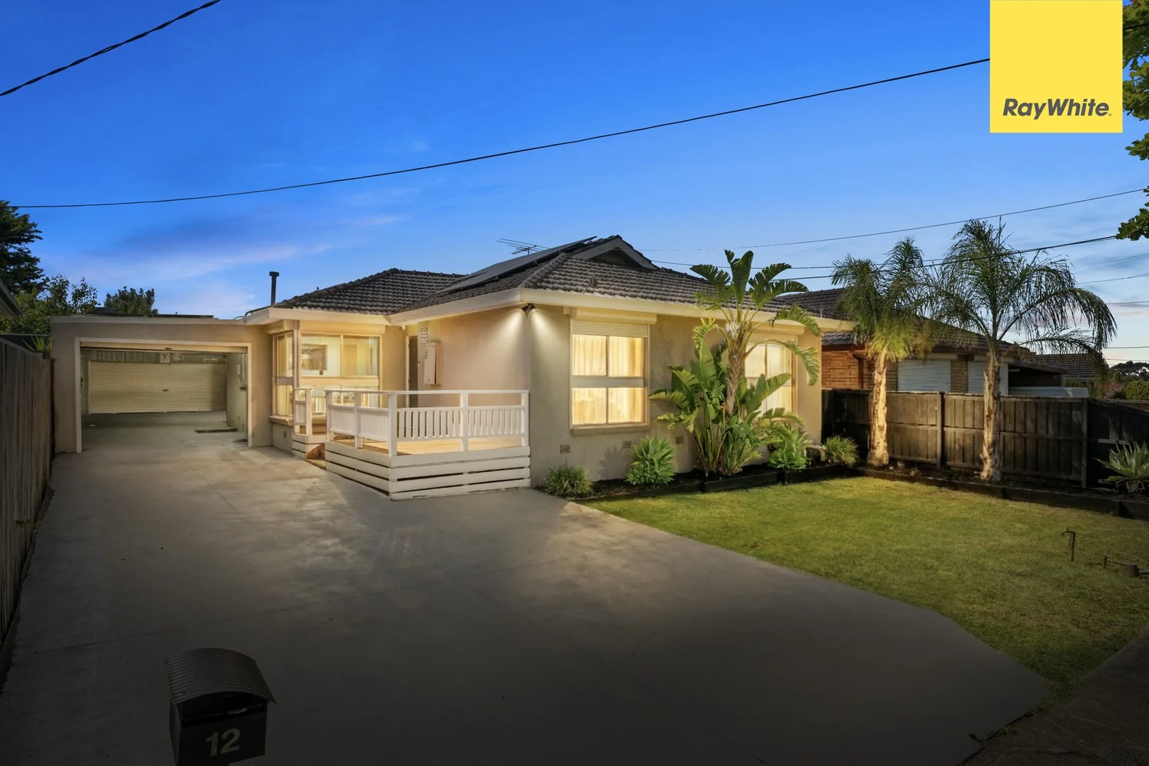 12 Mawson Street