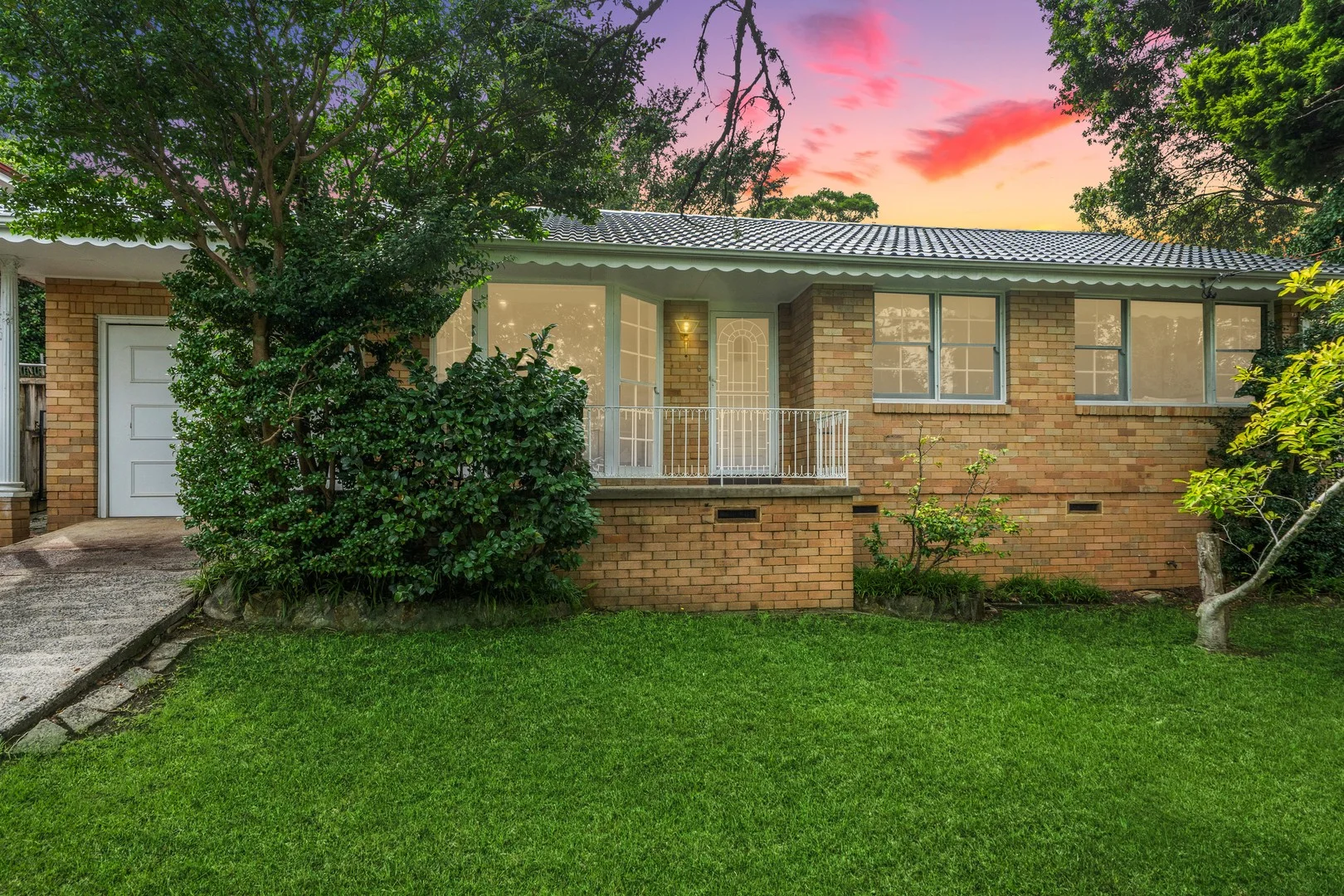 12 Mills Avenue (1/19)