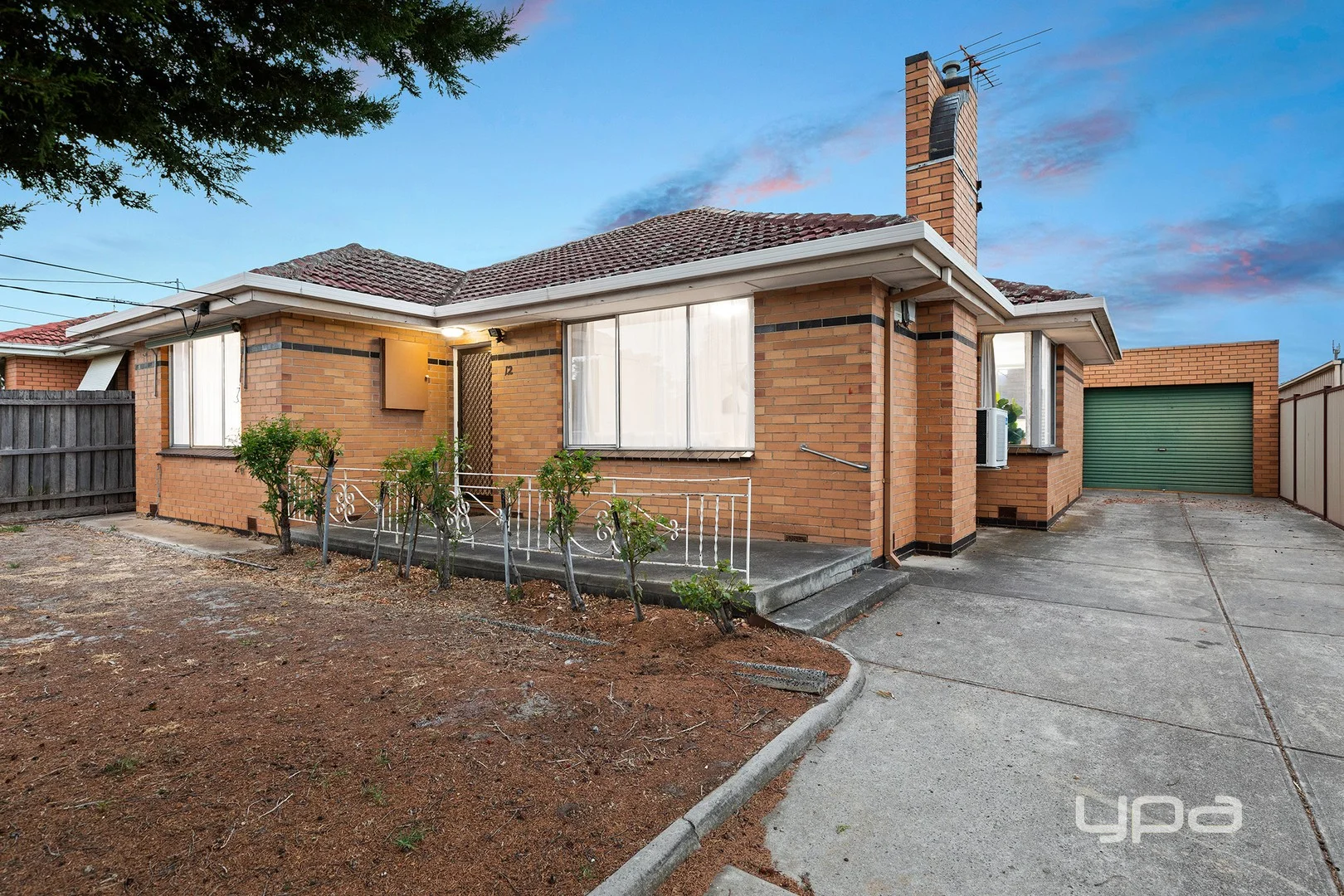 12 Orford Road (1/1)