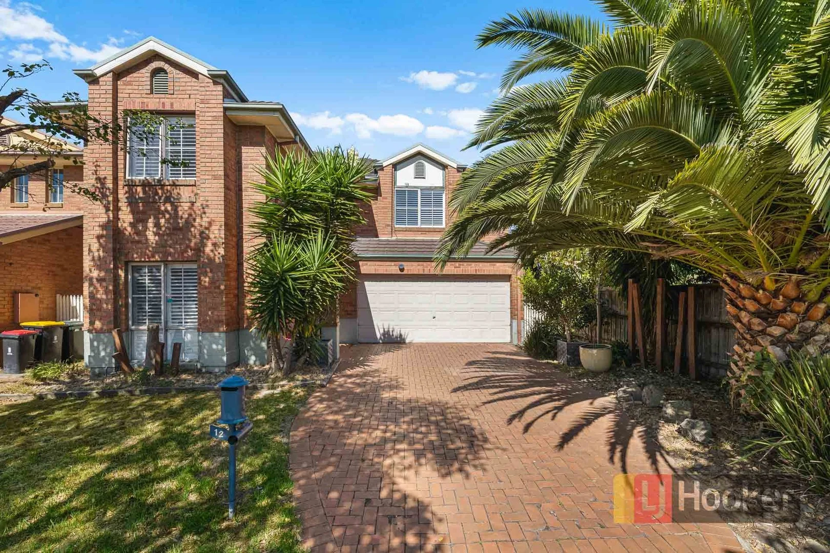 12 Pacific Dr (1/1)