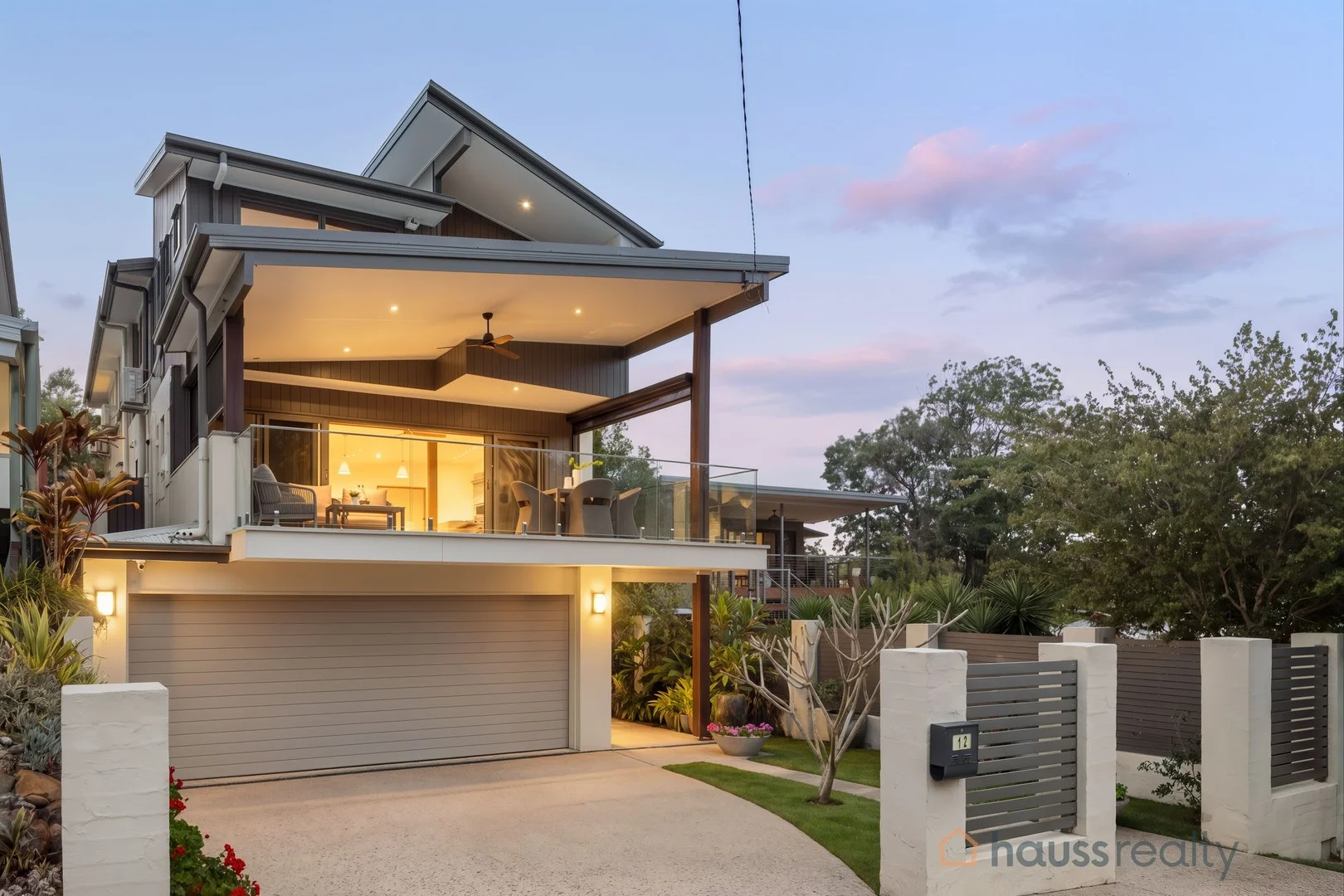 12 Richmond Street - Image 2