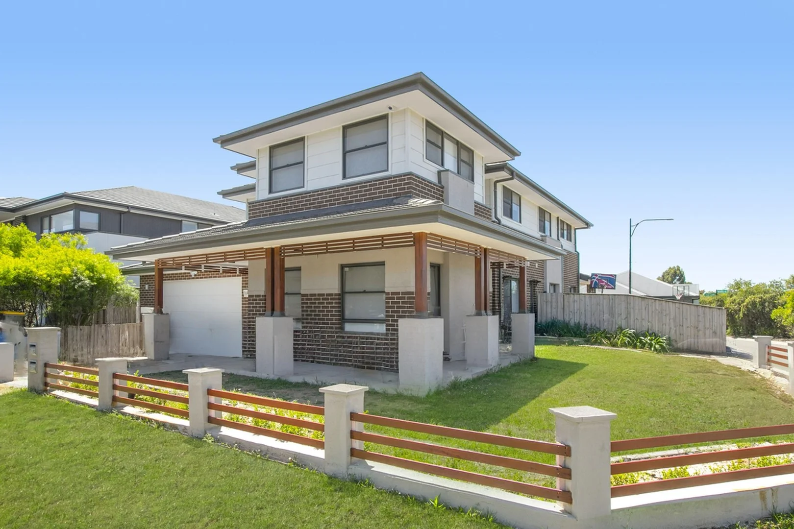 12 Tyee Street (1/10)
