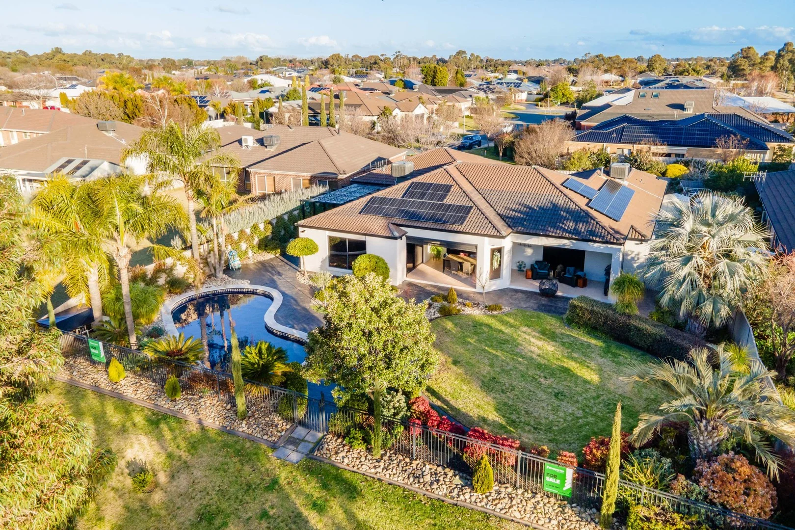 12 Tyers Court (1/32)