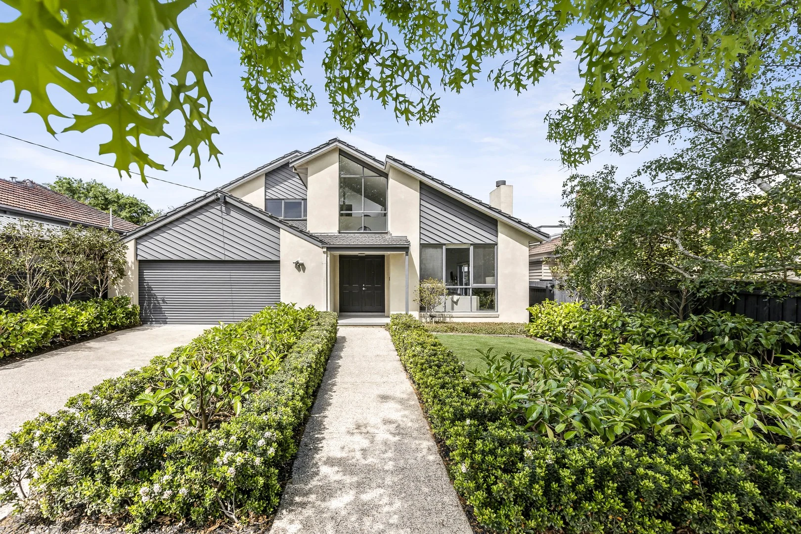 12 Uplands Road (1/1)