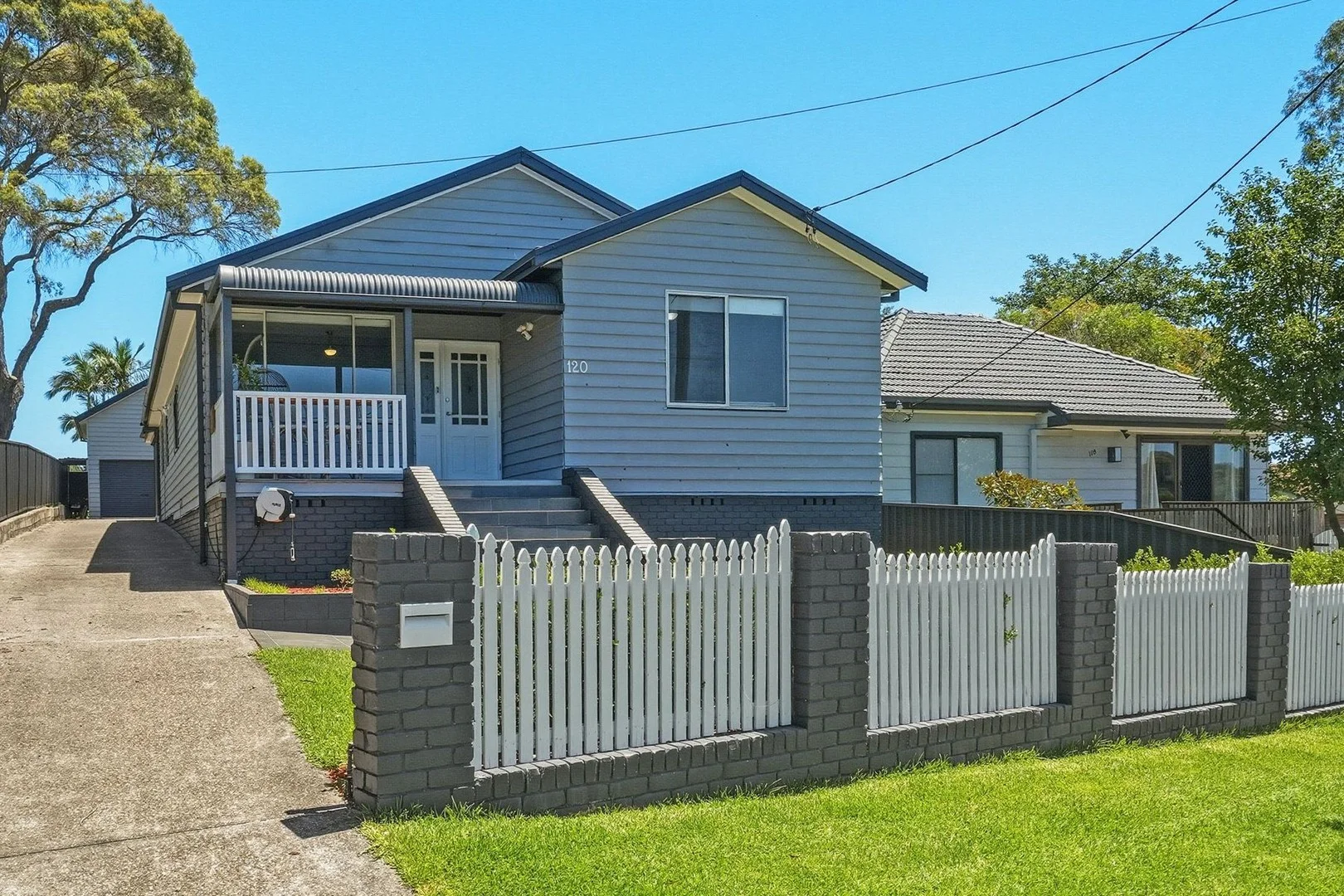 120 Cardiff Road (1/16)