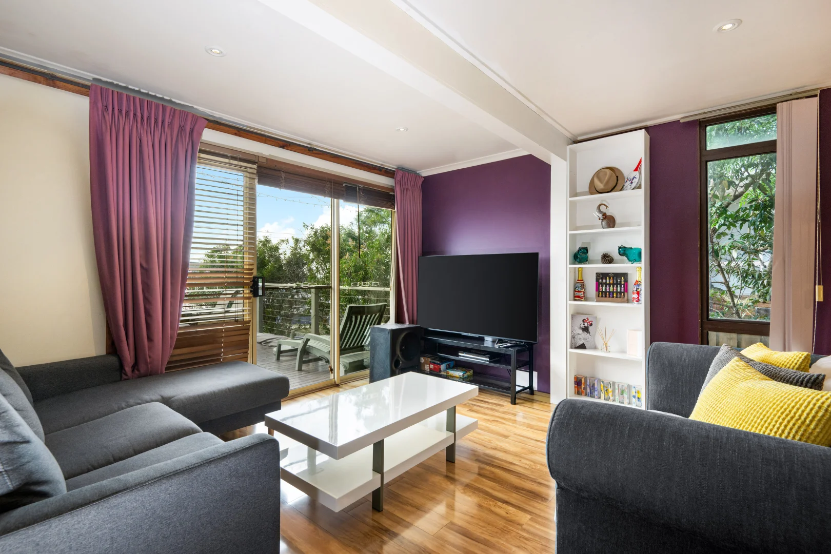 120 Sproat Street - Image 3