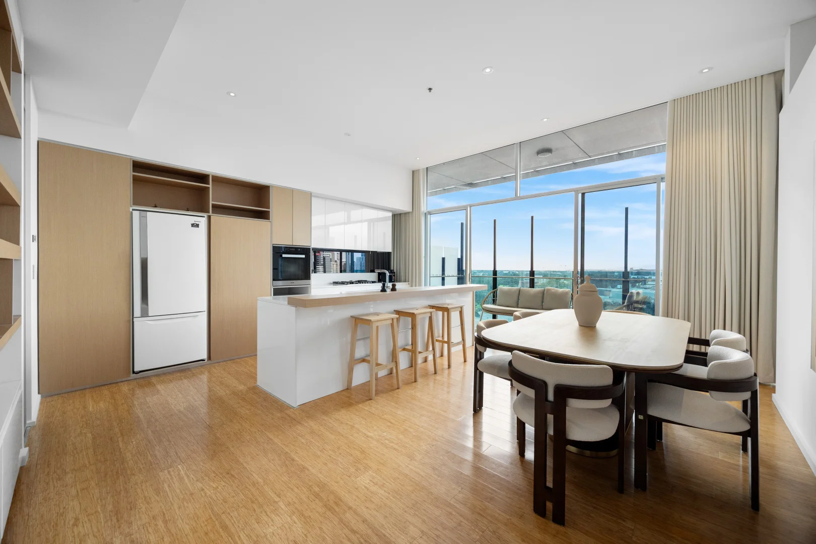 1202/271-281 Gouger Street - Image 5