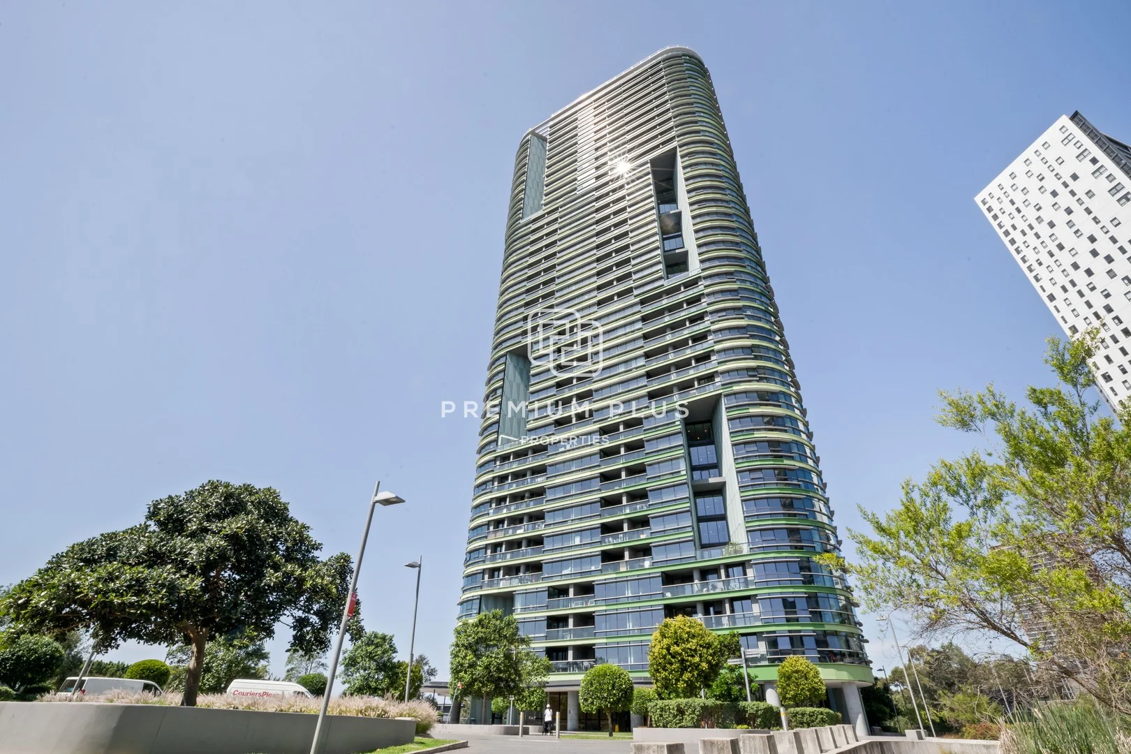 1203/1 Brushbox Street (1/1)
