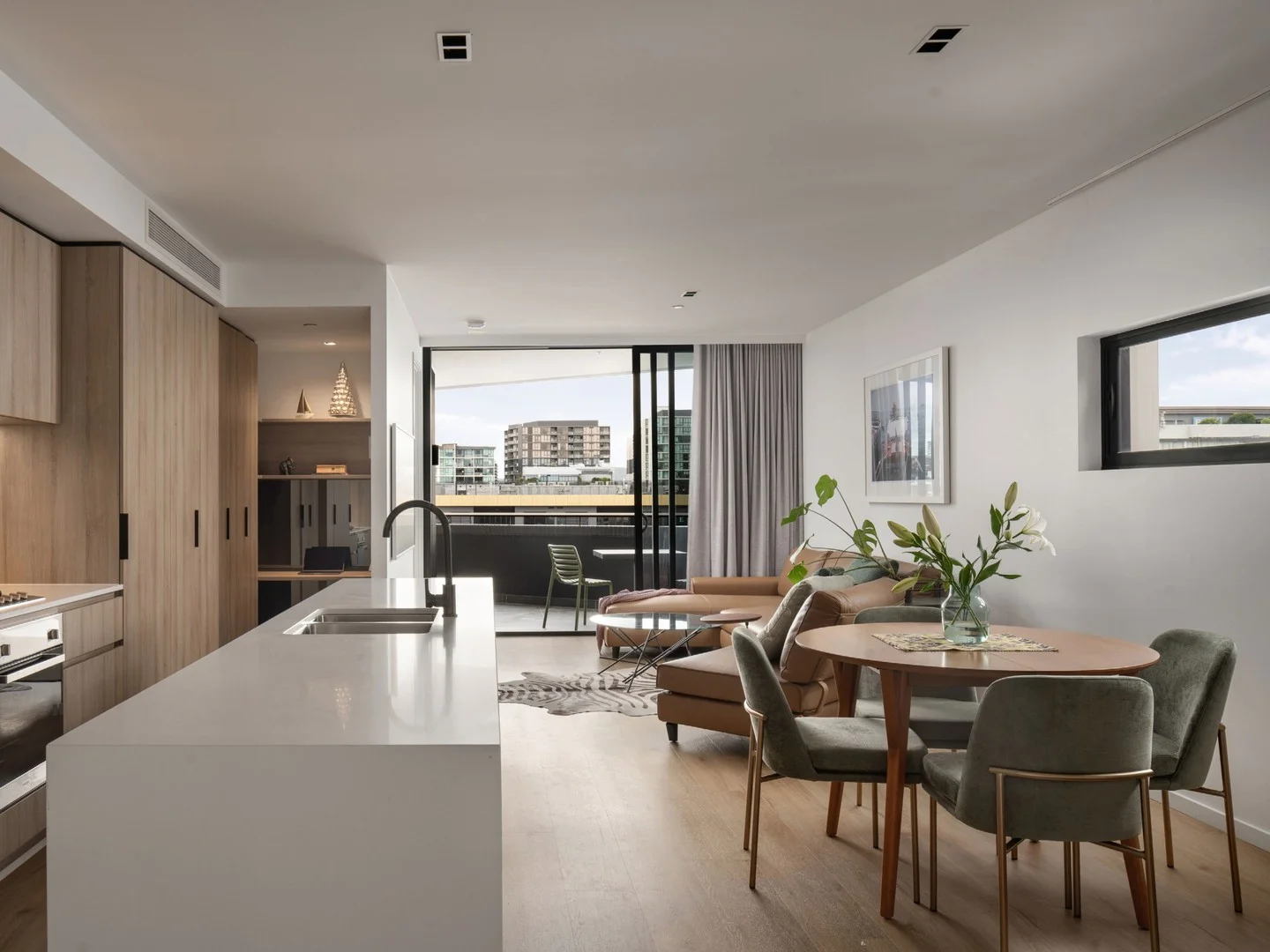 1205/20 Wyandra Street (1/19)