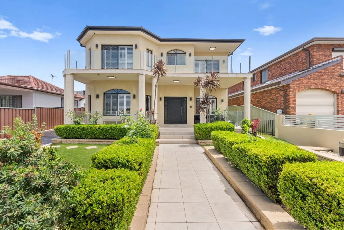122 Excelsior Street (1/36)