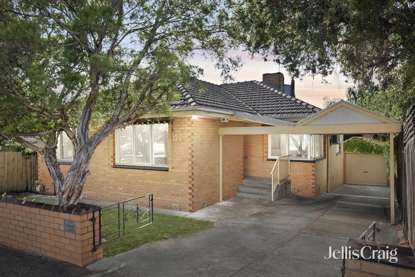 122 Shields Street (1/1)