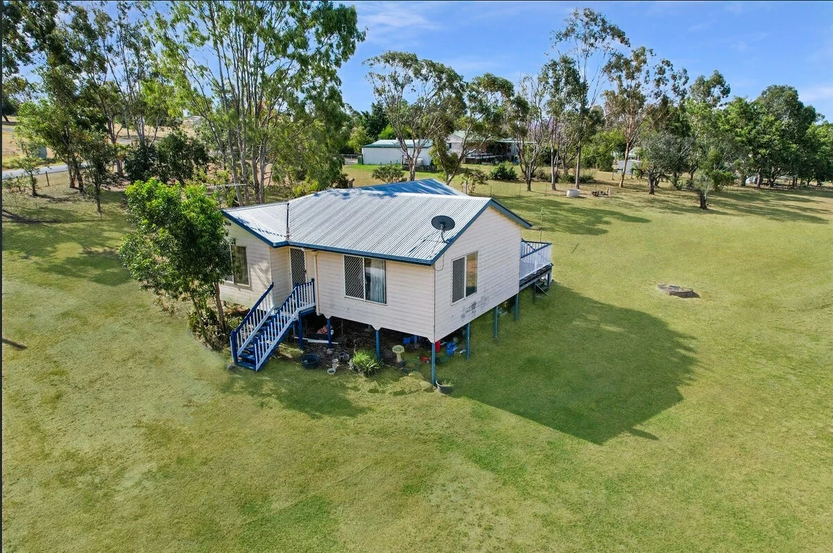 124 Lakes Dr (1/9)