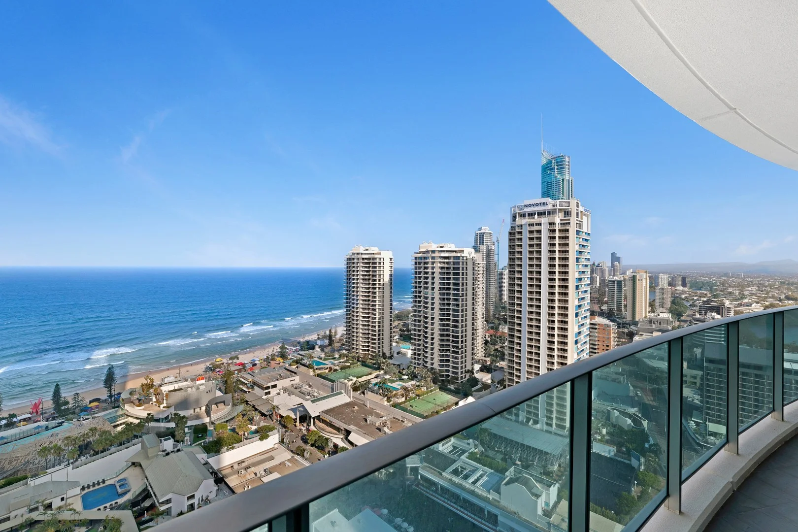 12404/3113 Surfers Paradise Boulevard (1/18)