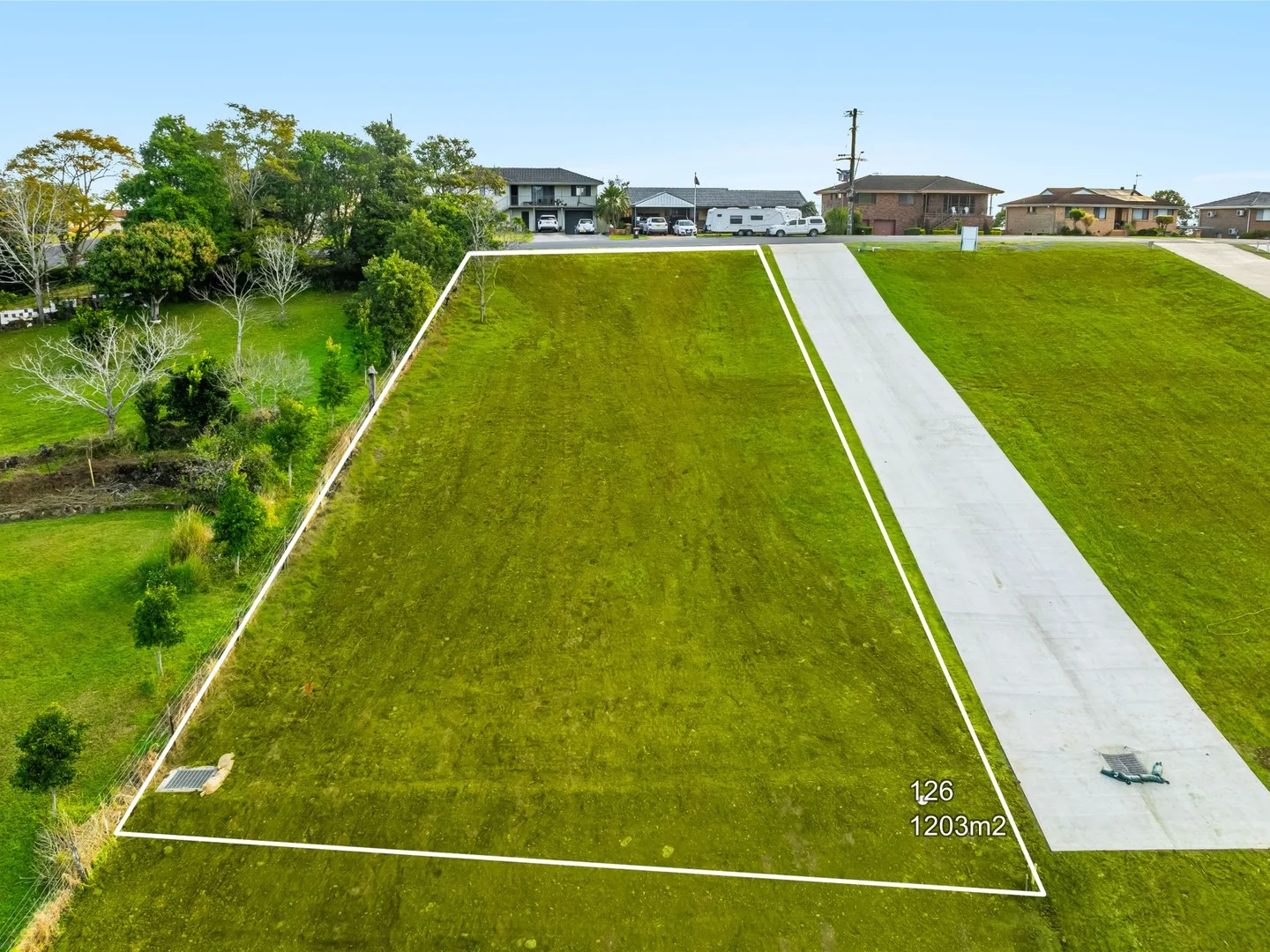 126 Invercauld Road (1/8)