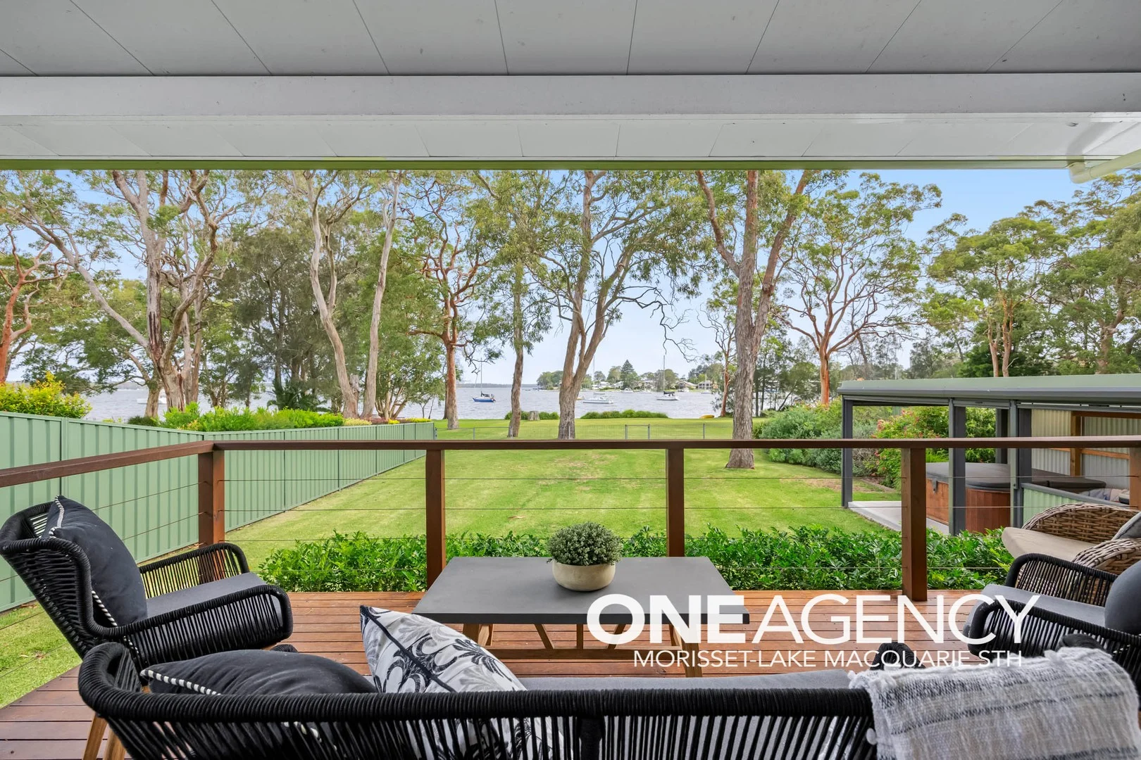 127 Dandaraga Road (1/33)