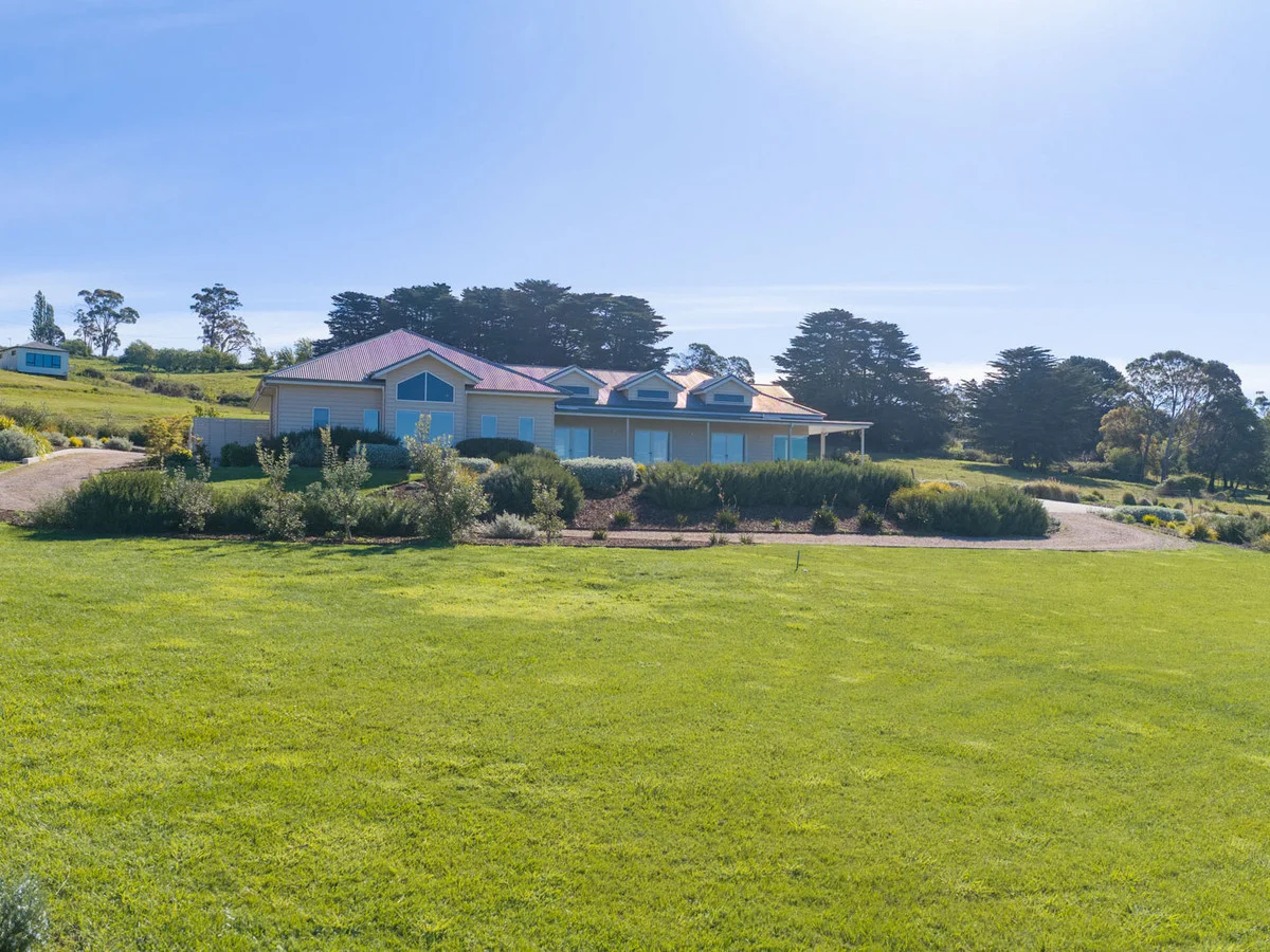 129 Rosevears Drive - Image 2