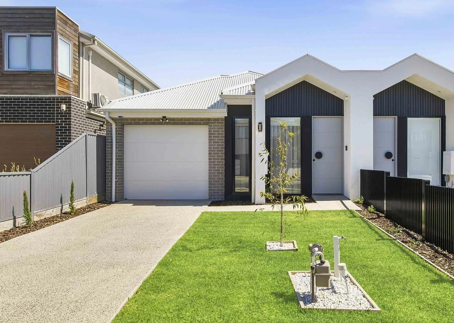 12A Westminster Drive (1/1)