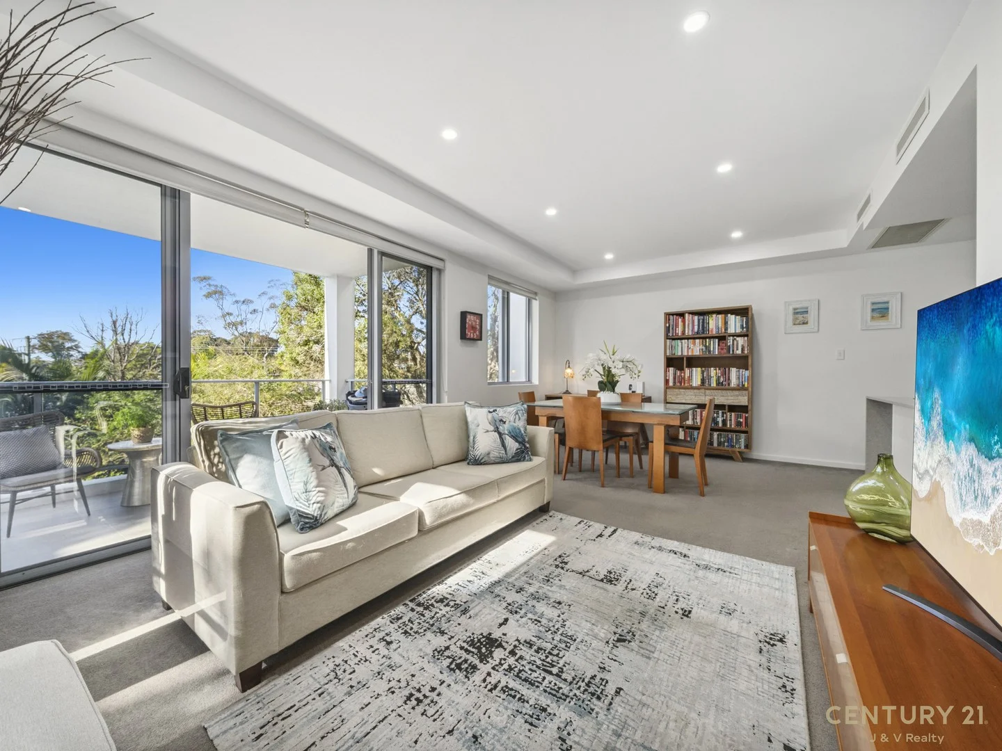 13/10-12 Lords Avenue (1/13)