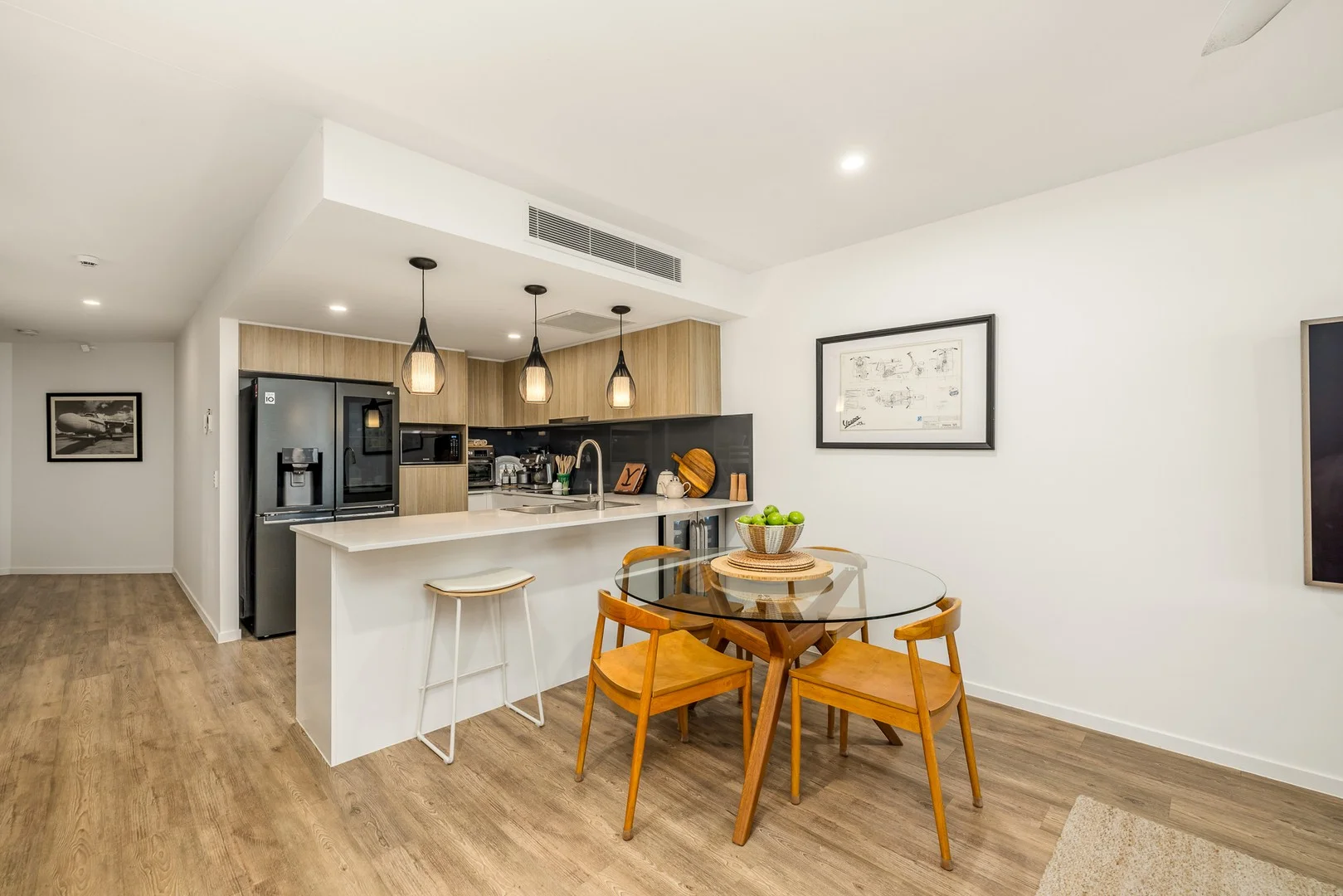 13/14 Alfred Street (1/18)