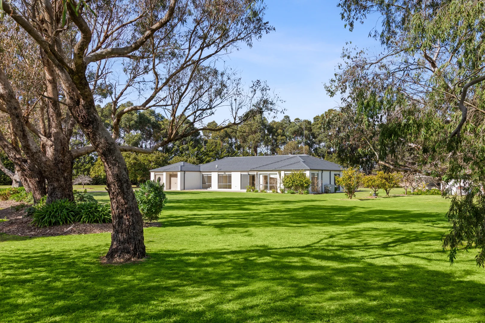 13-23 Homestead Avenue - Image 3