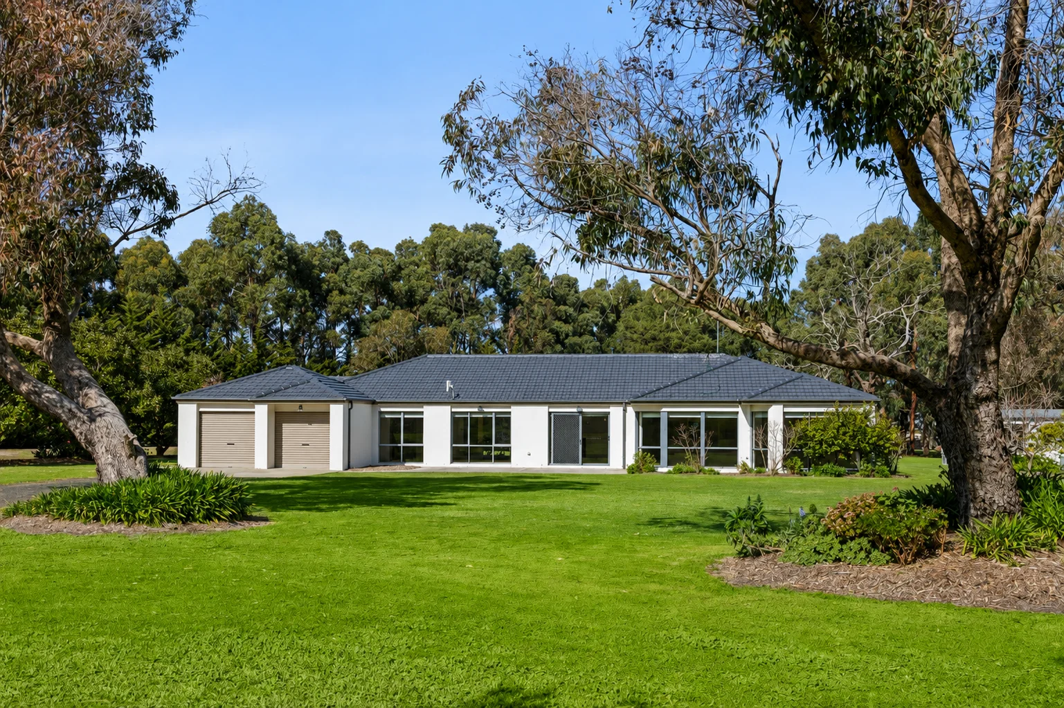 13-23 Homestead Avenue - Image 2