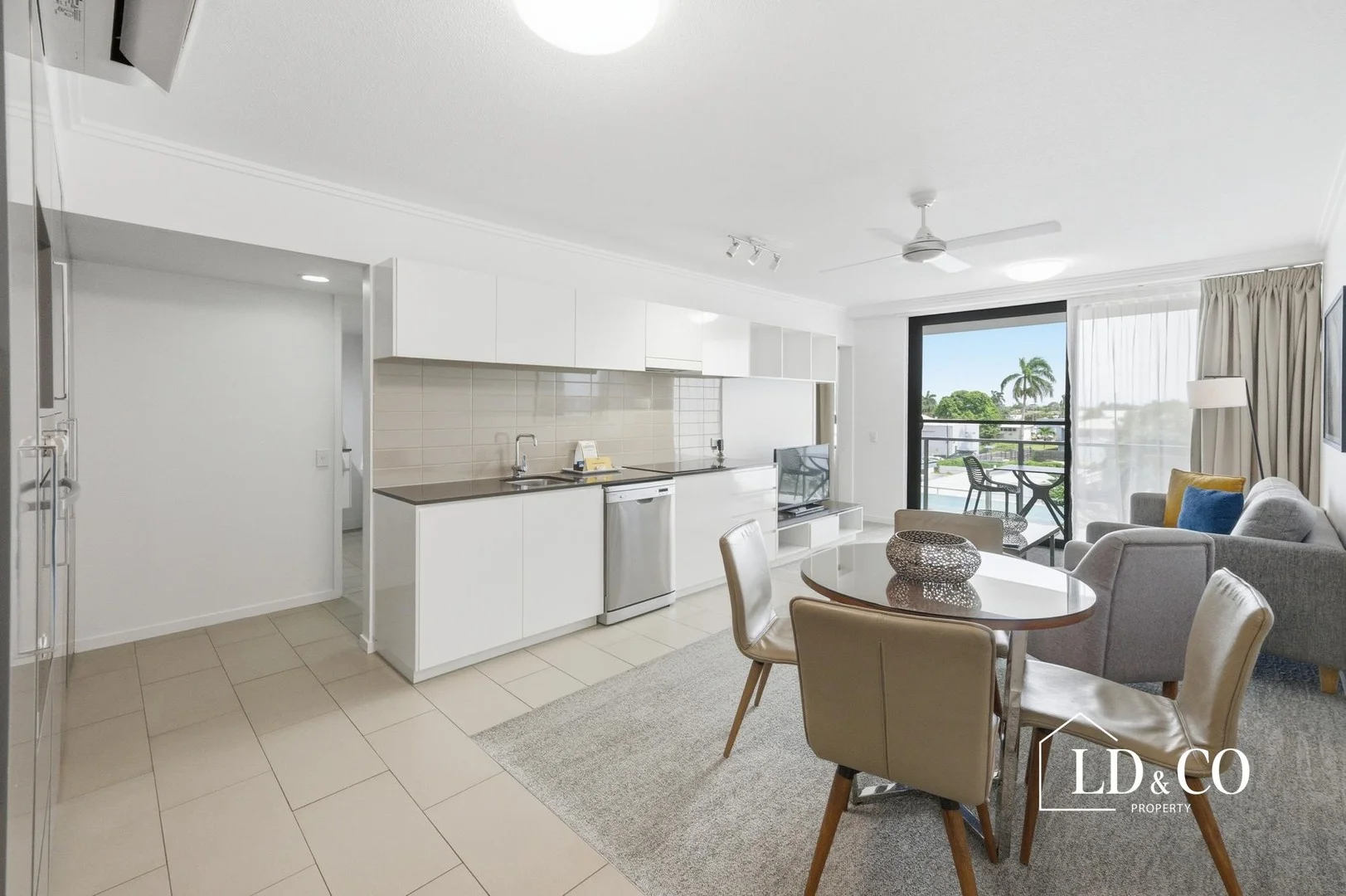 13/35 Alfred Street (1/12)