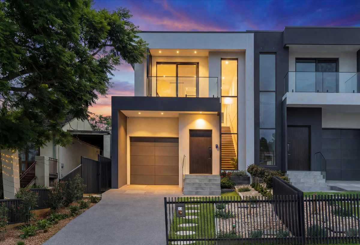13 Adamson Avenue (1/23)