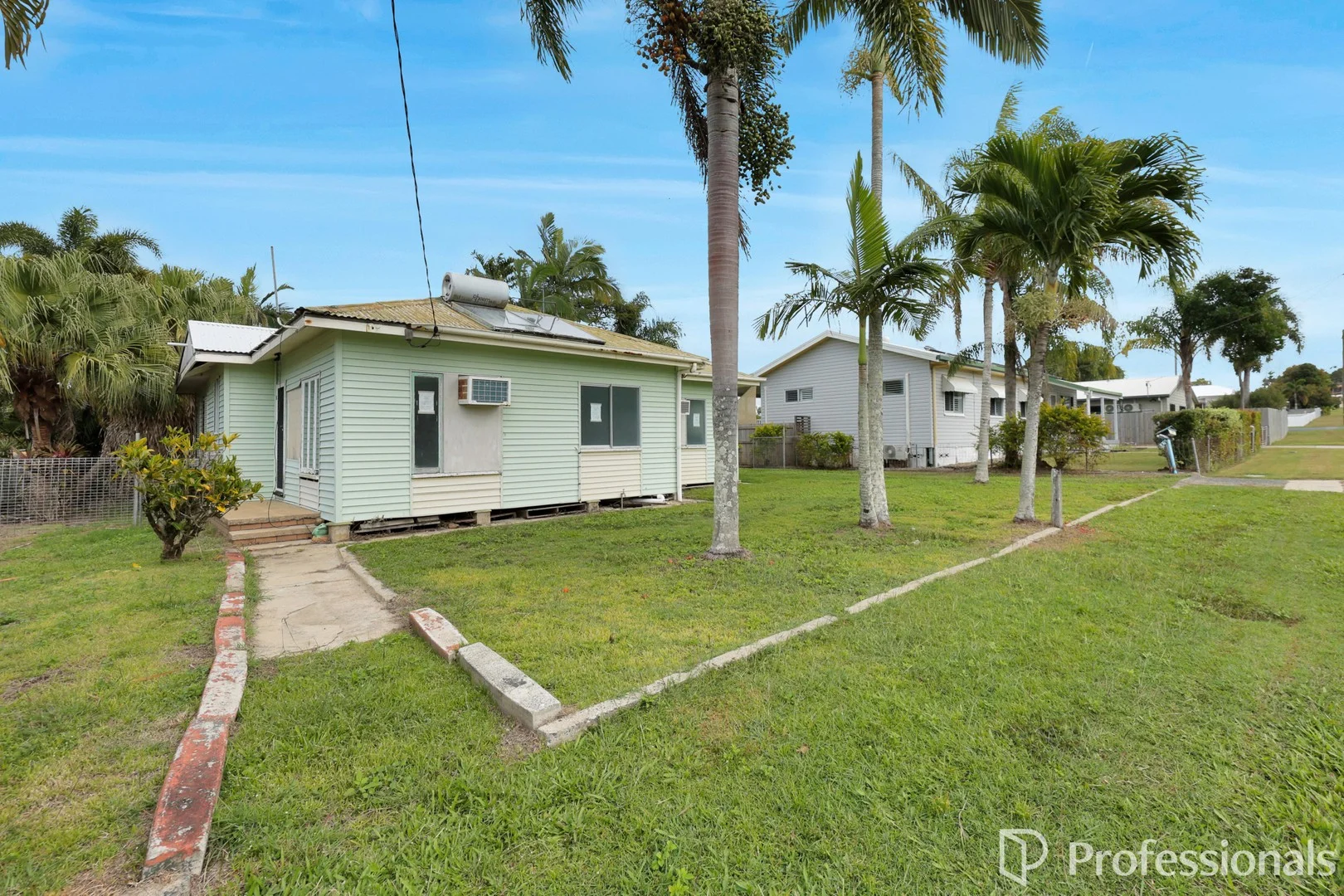 13 Bovey Street (1/23)