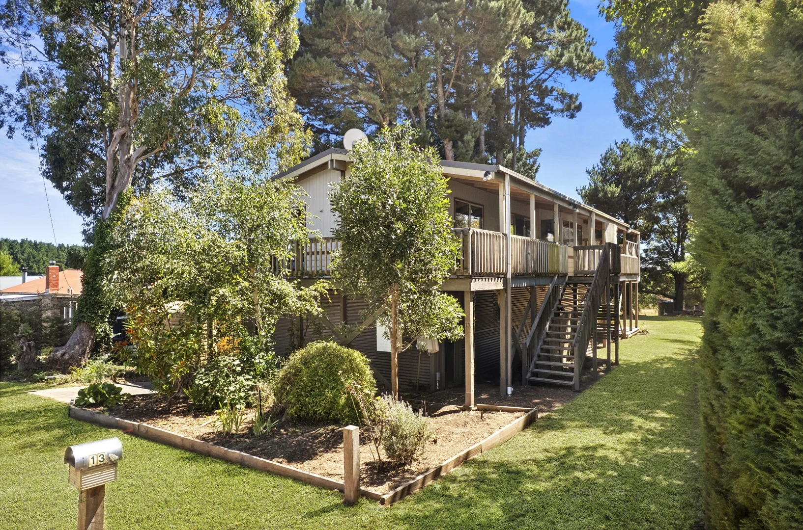 13 Bremner Avenue - Image 1