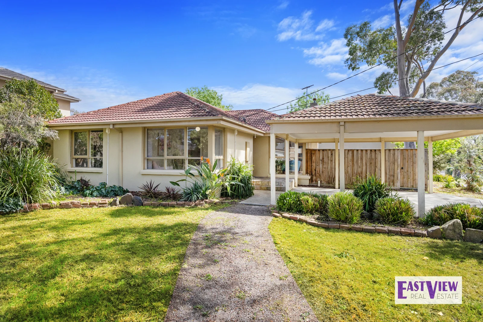 13 Cherrytree Rise (1/1)