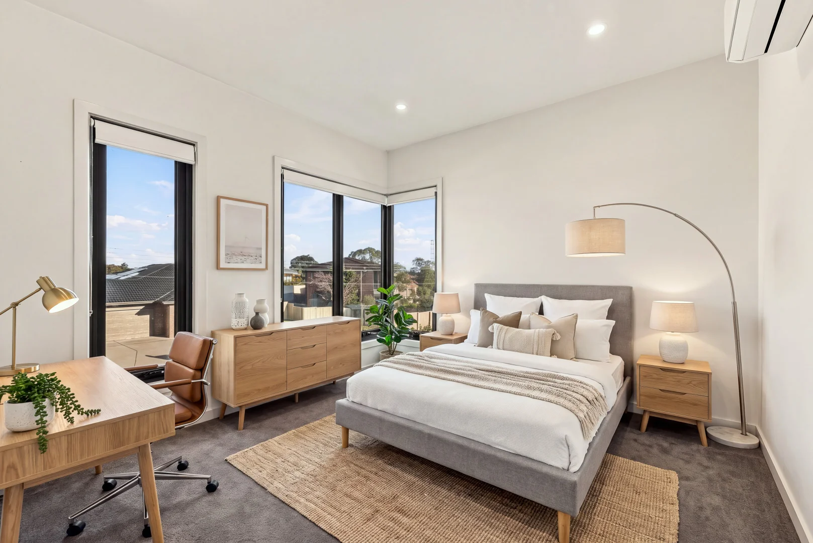 13 Columbia Street - Image 4