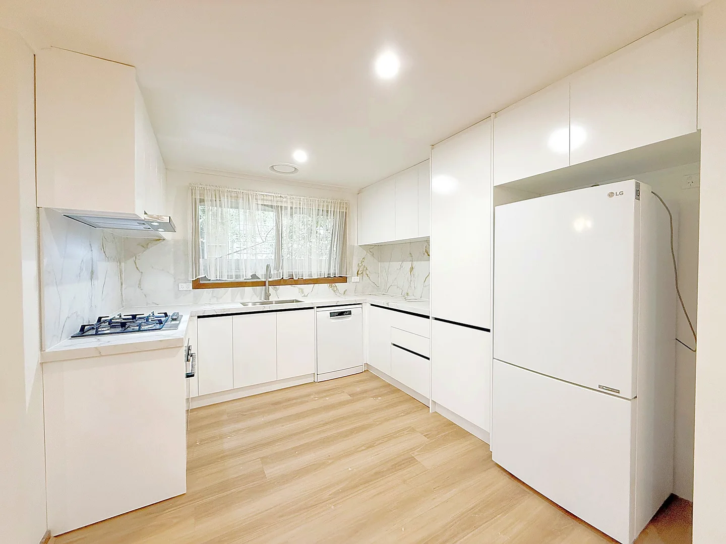 13 Dewrang Crescent - Image 3