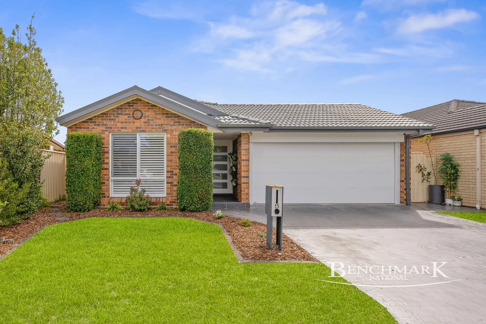 13 Jenolan Court (1/17)
