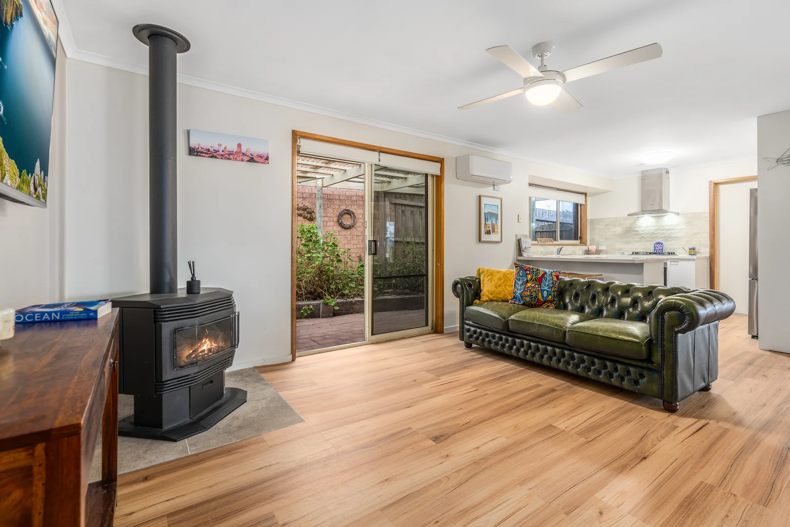13 Jetty Road - Image 3