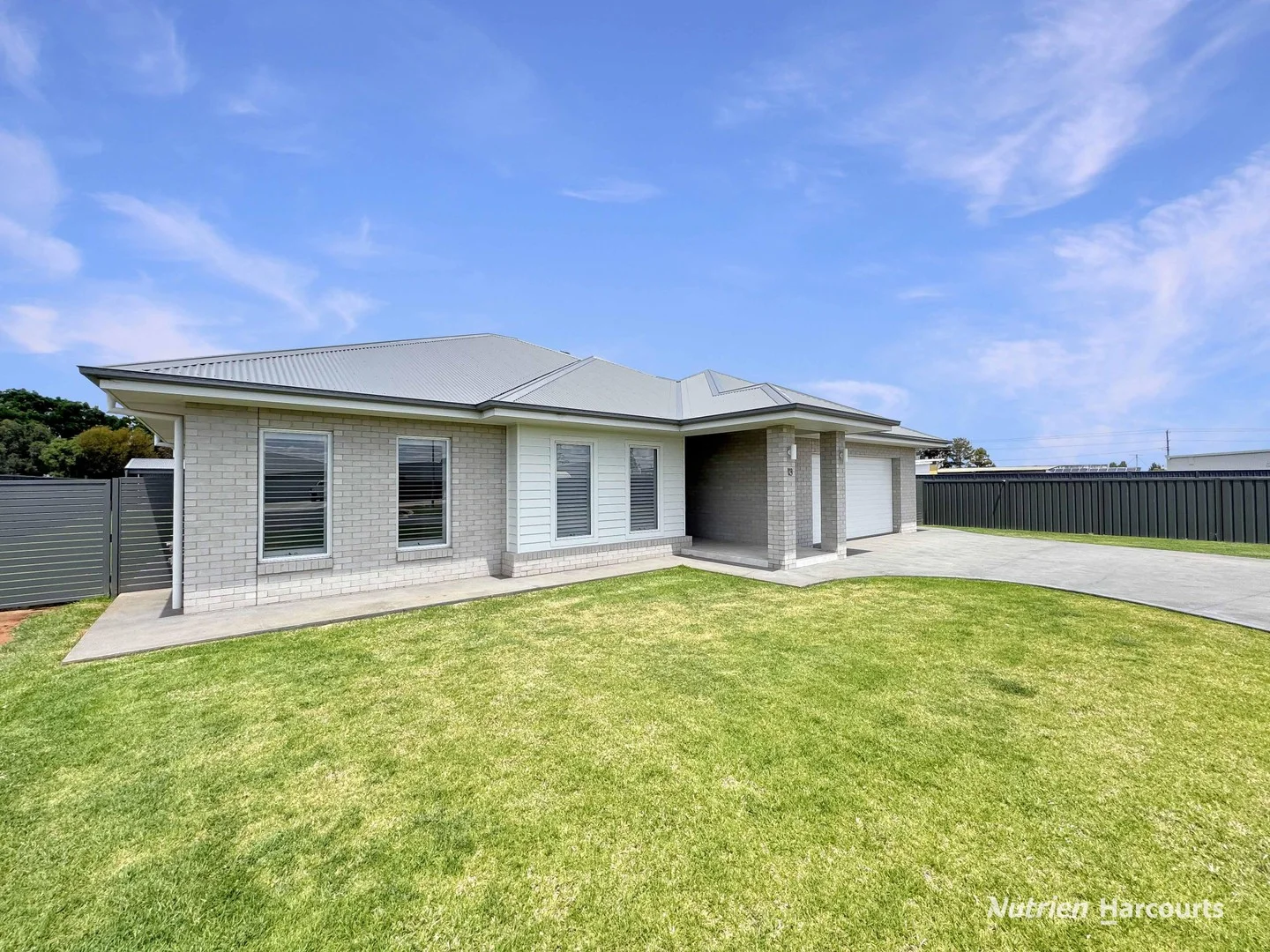 13 Keens Place (1/1)