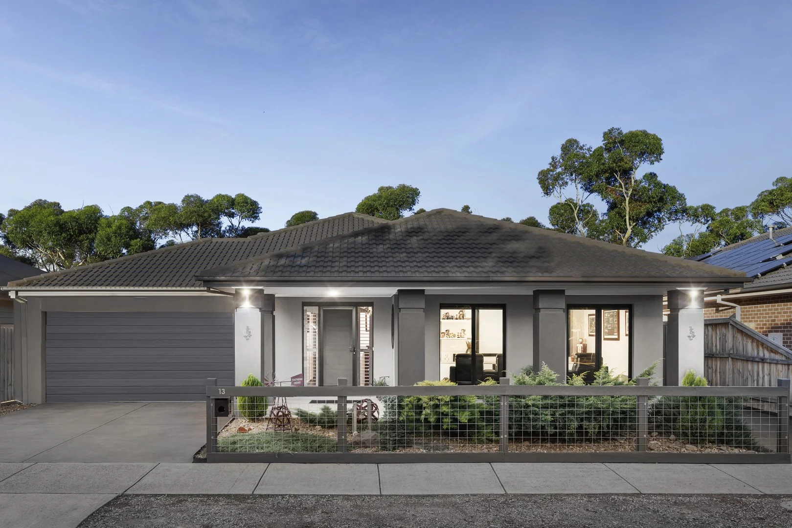 13 Metcalfe Street (1/14)
