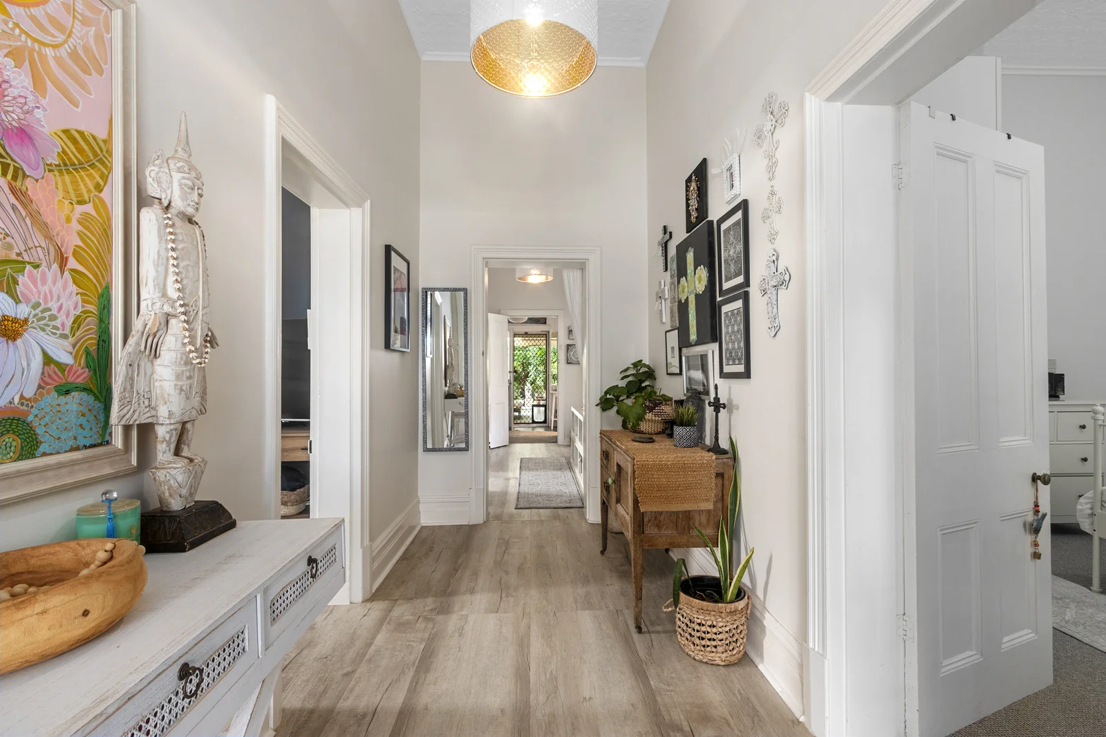 13 Olive Parade - Image 3