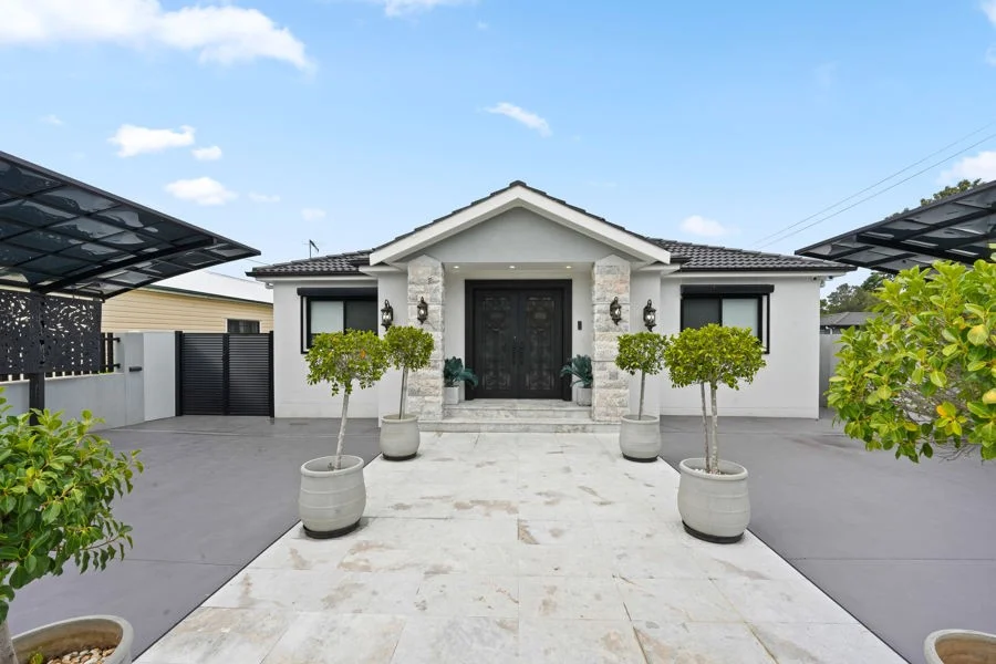 13 Robertson Street (1/33)