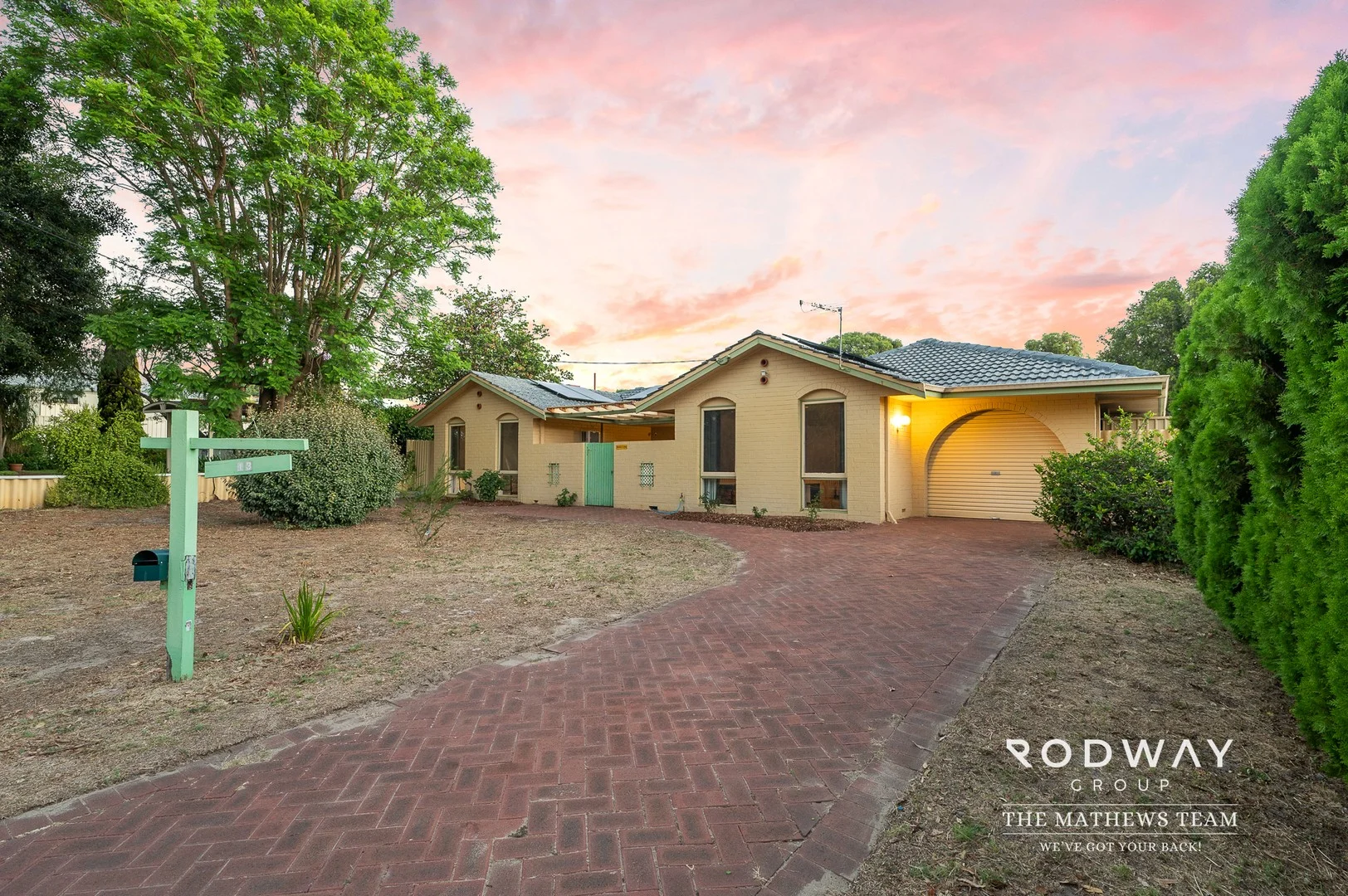 13 Sinclair St (1/34)