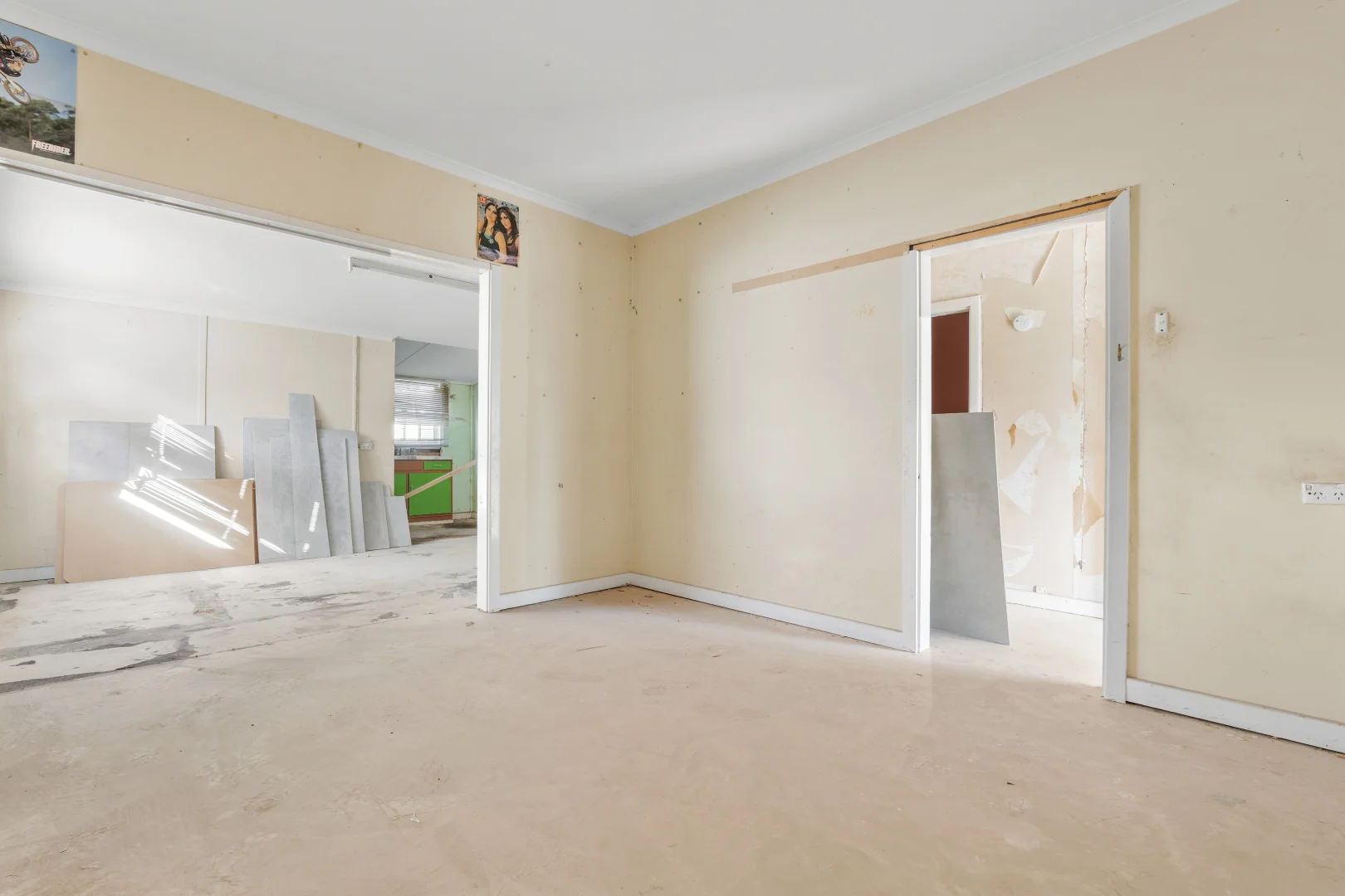 13 Third Street - Image 3