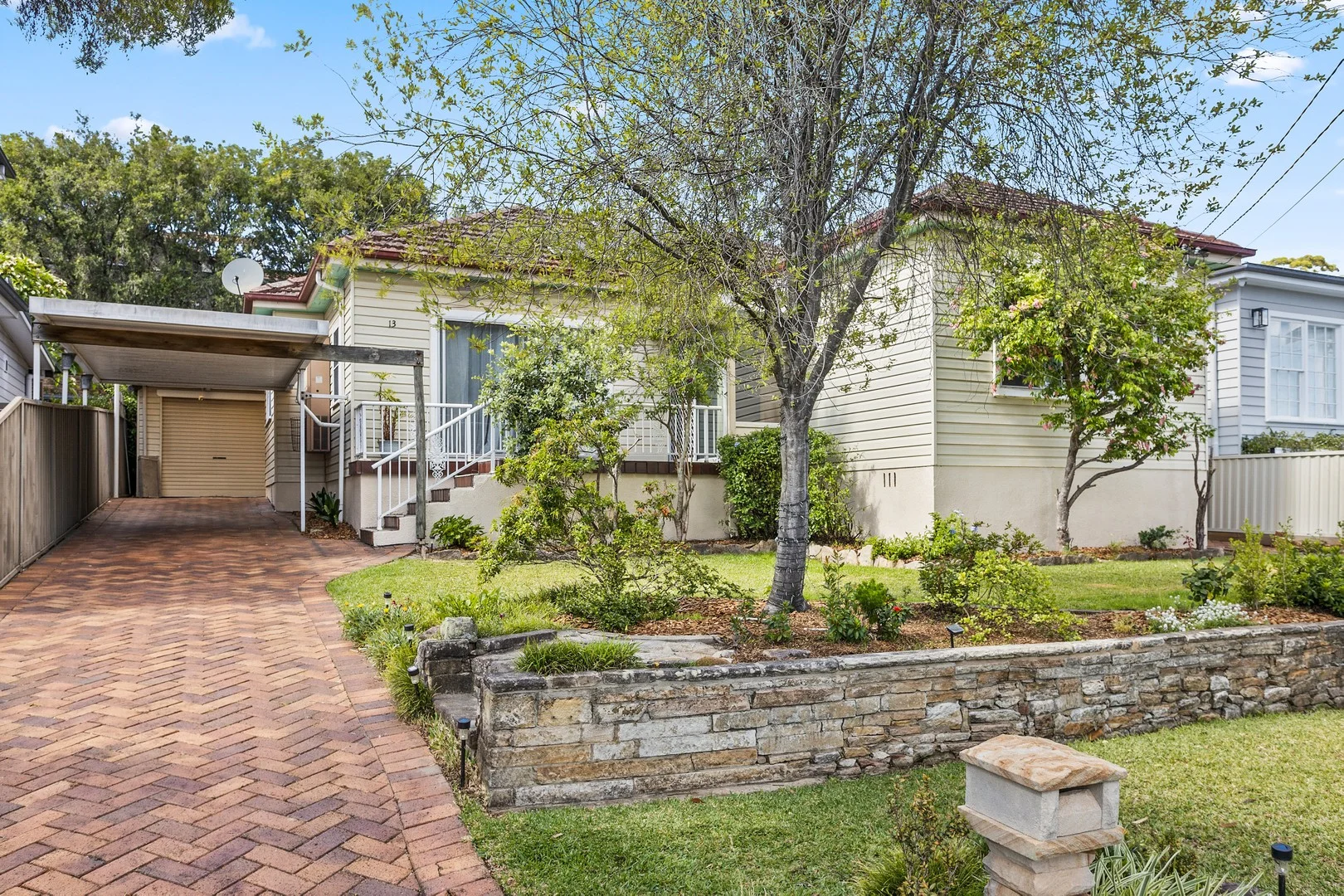 13 Thurbon Avenue (1/12)