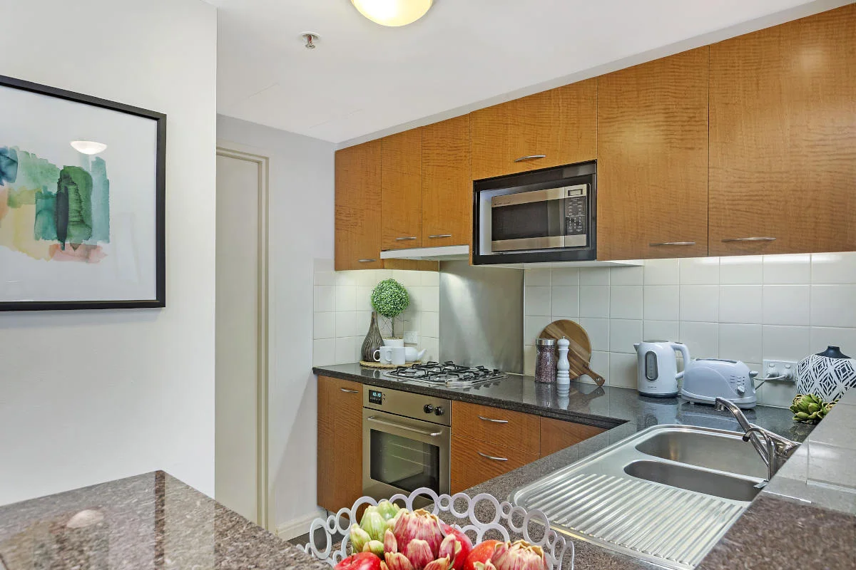 1307/281 Elizabeth Street - Image 5