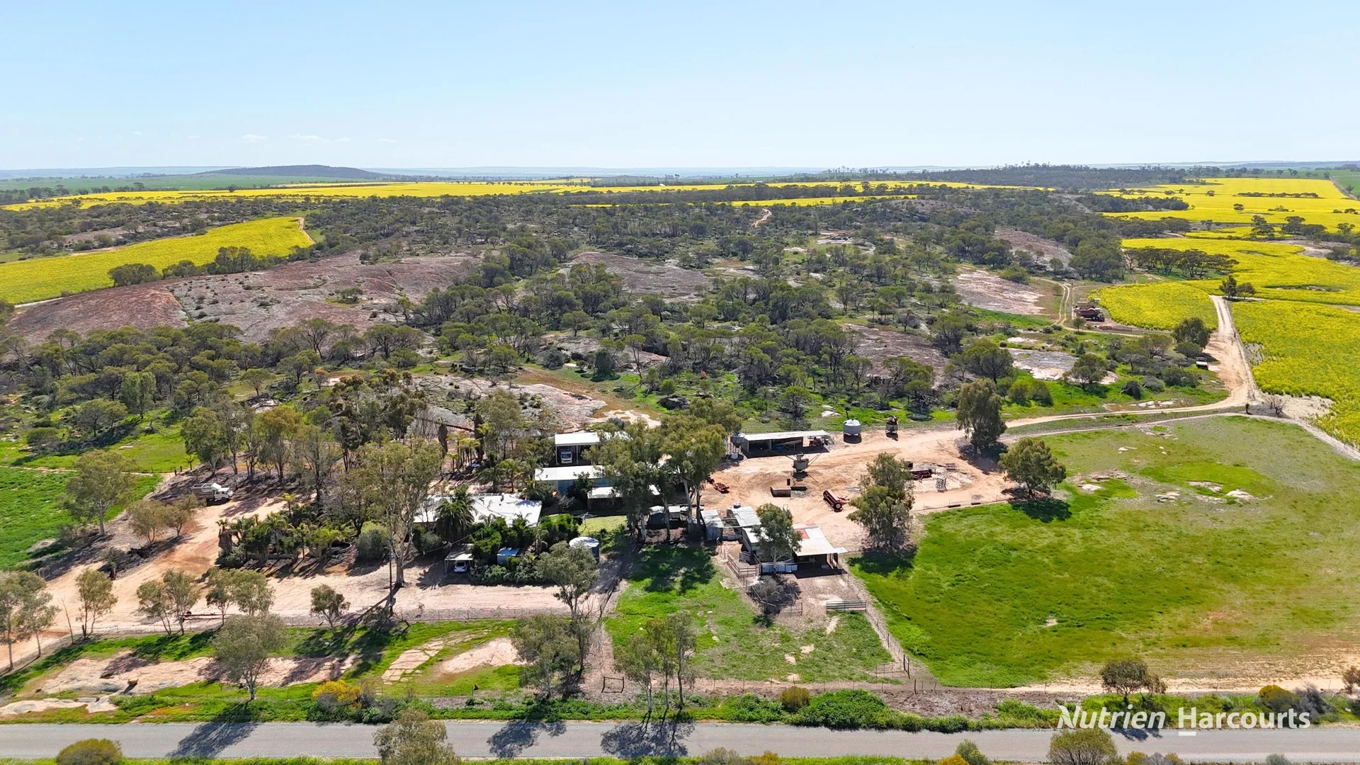 1320 Nukarni West Road (1/3)