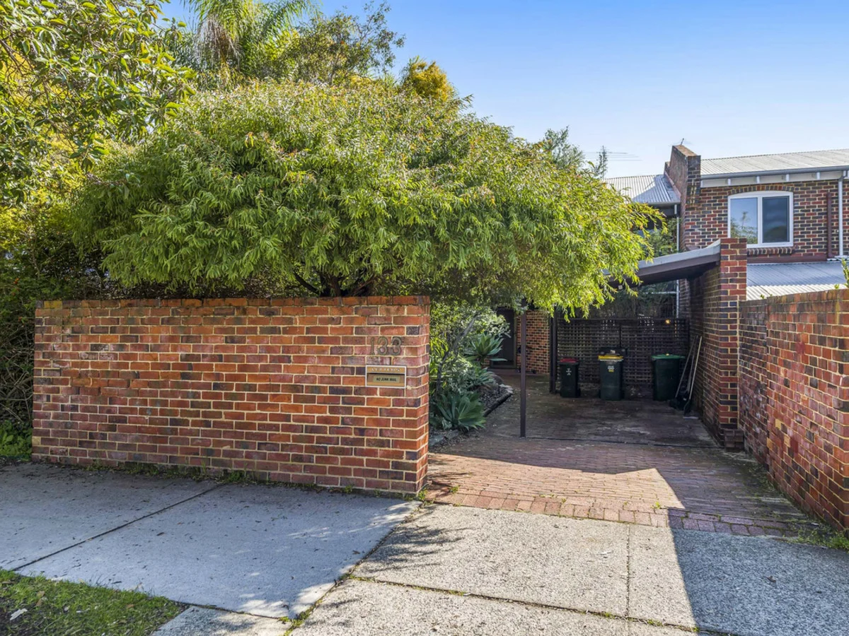 133 Derby Road (1/18)