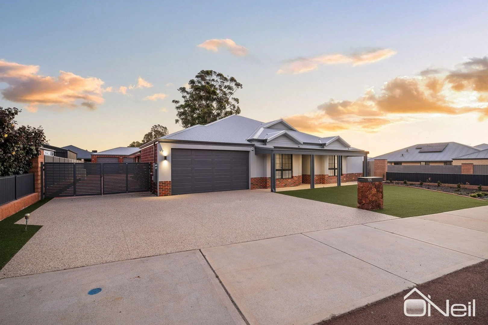 135 Abernethy Road (1/35)