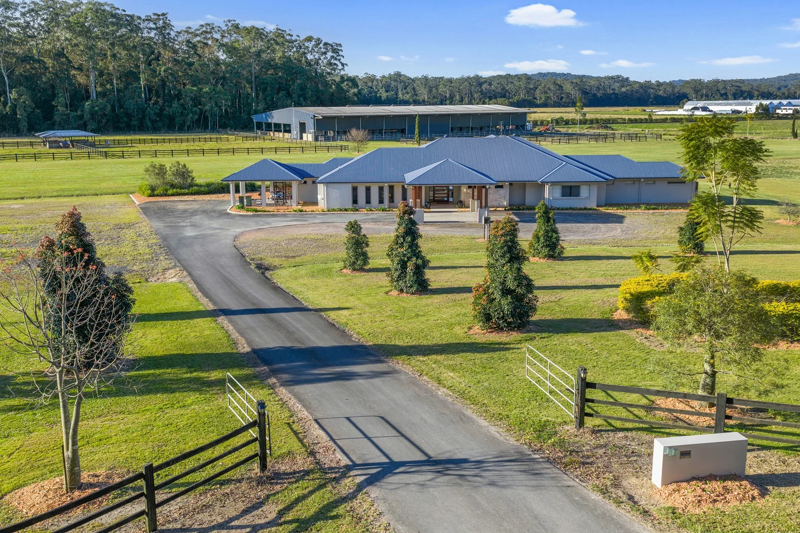 135 Burtons Road (1/26)