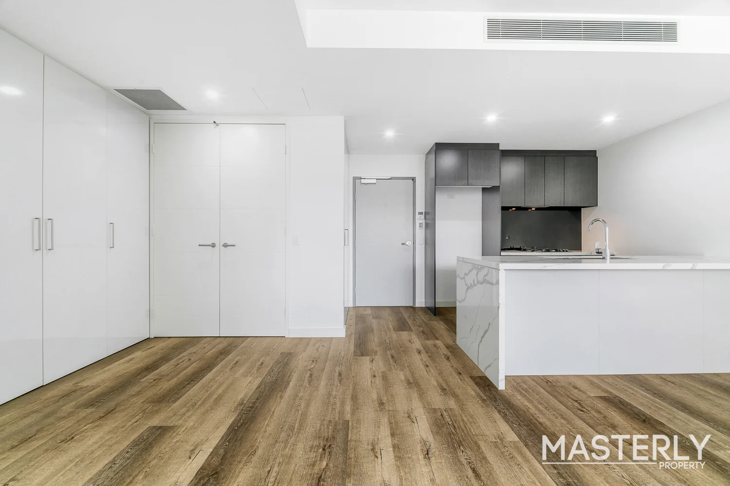 136/79 Grima street (1/20)